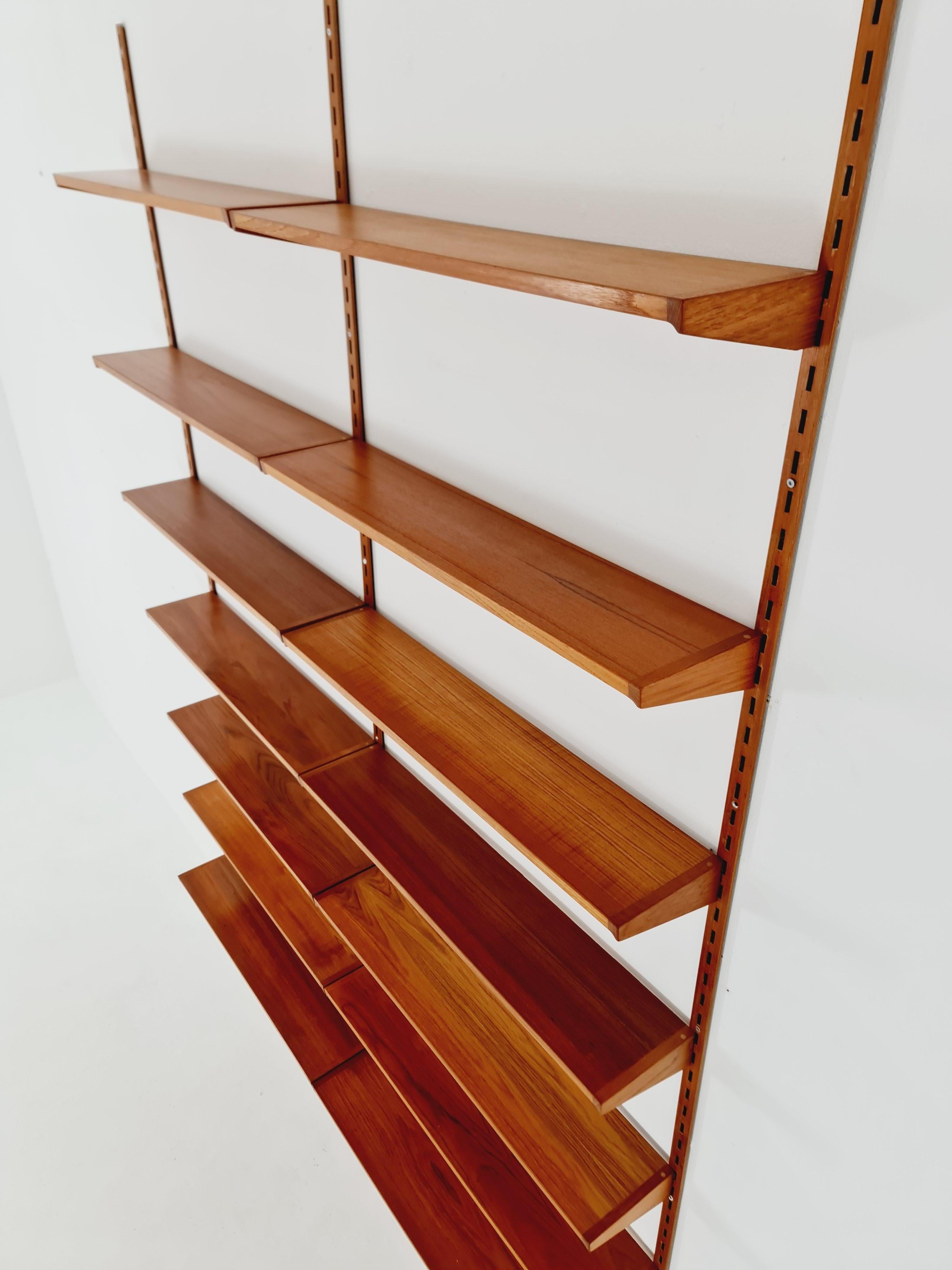 Sistema di scaffali modulari in teak di Kai Kai per FH Möbel , Danimarca, anni '60 in vendita 3