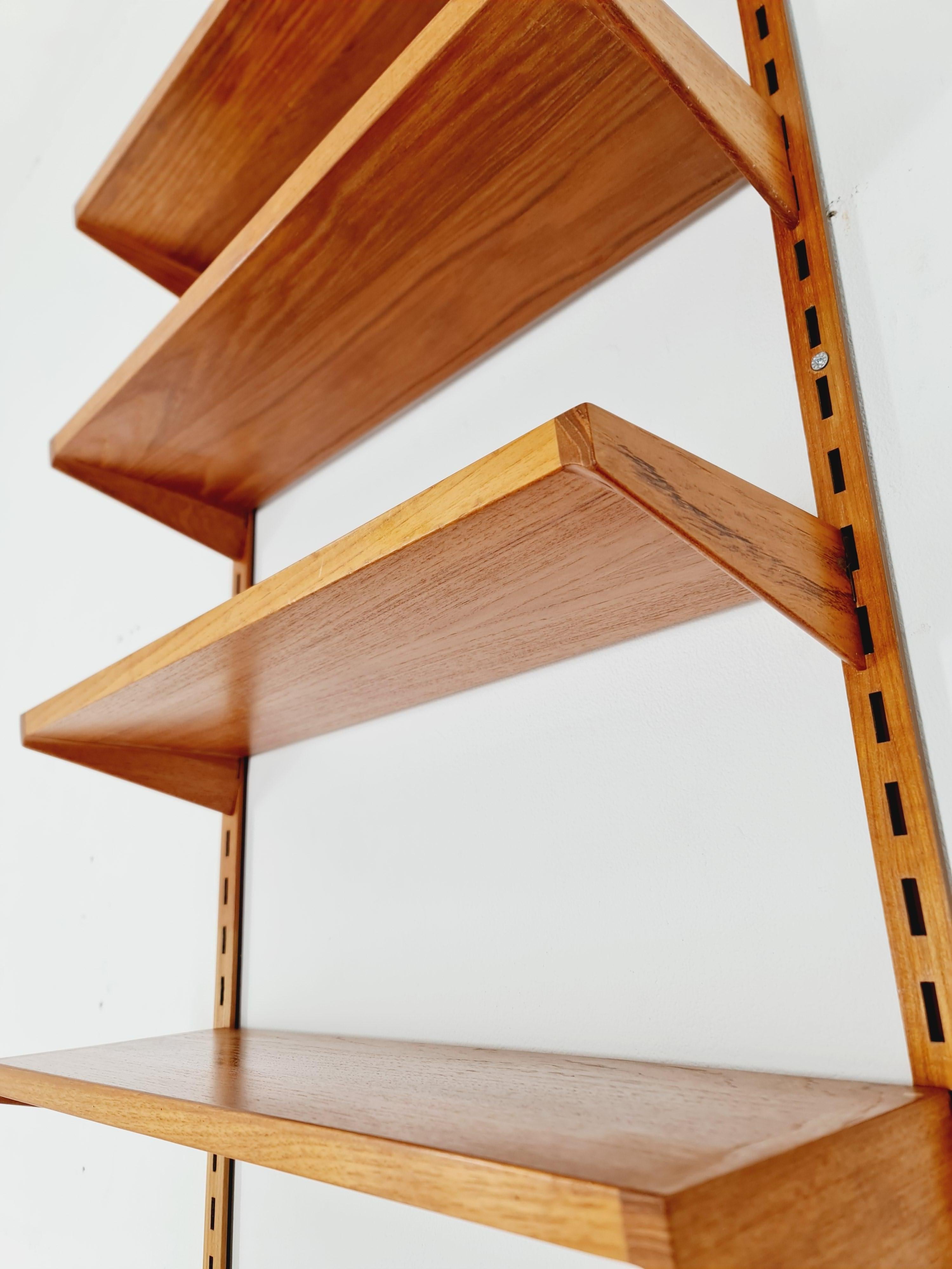 Sistema di scaffali modulari in teak di Kai Kai per FH Möbel , Danimarca, anni '60 in vendita 3