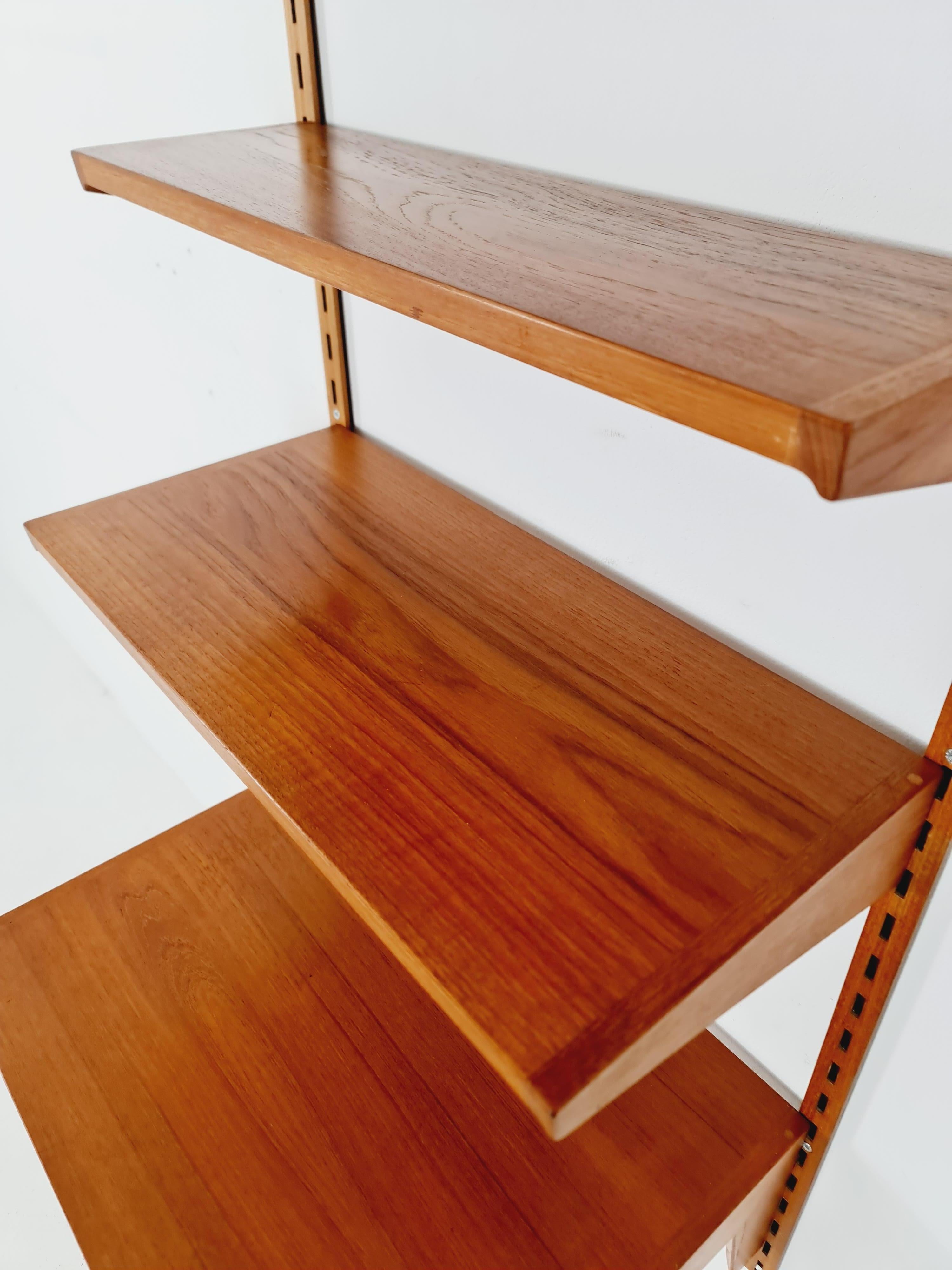 Sistema di scaffali modulari in teak di Kai Kai per FH Möbel , Danimarca, anni '60 in vendita 1