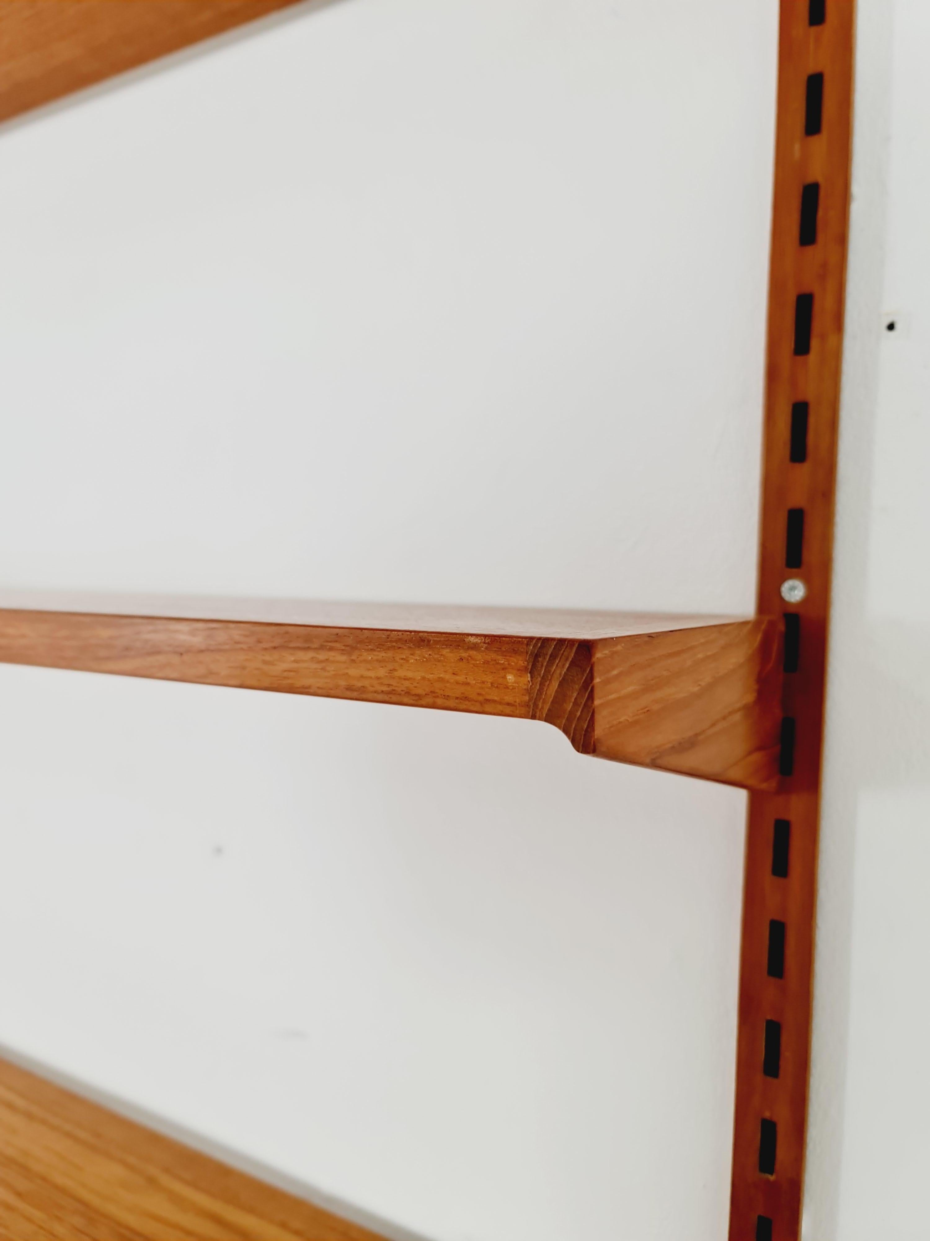 Sistema di scaffali modulari in teak di Kai Kai per FH Möbel , Danimarca, anni '60 in vendita 2