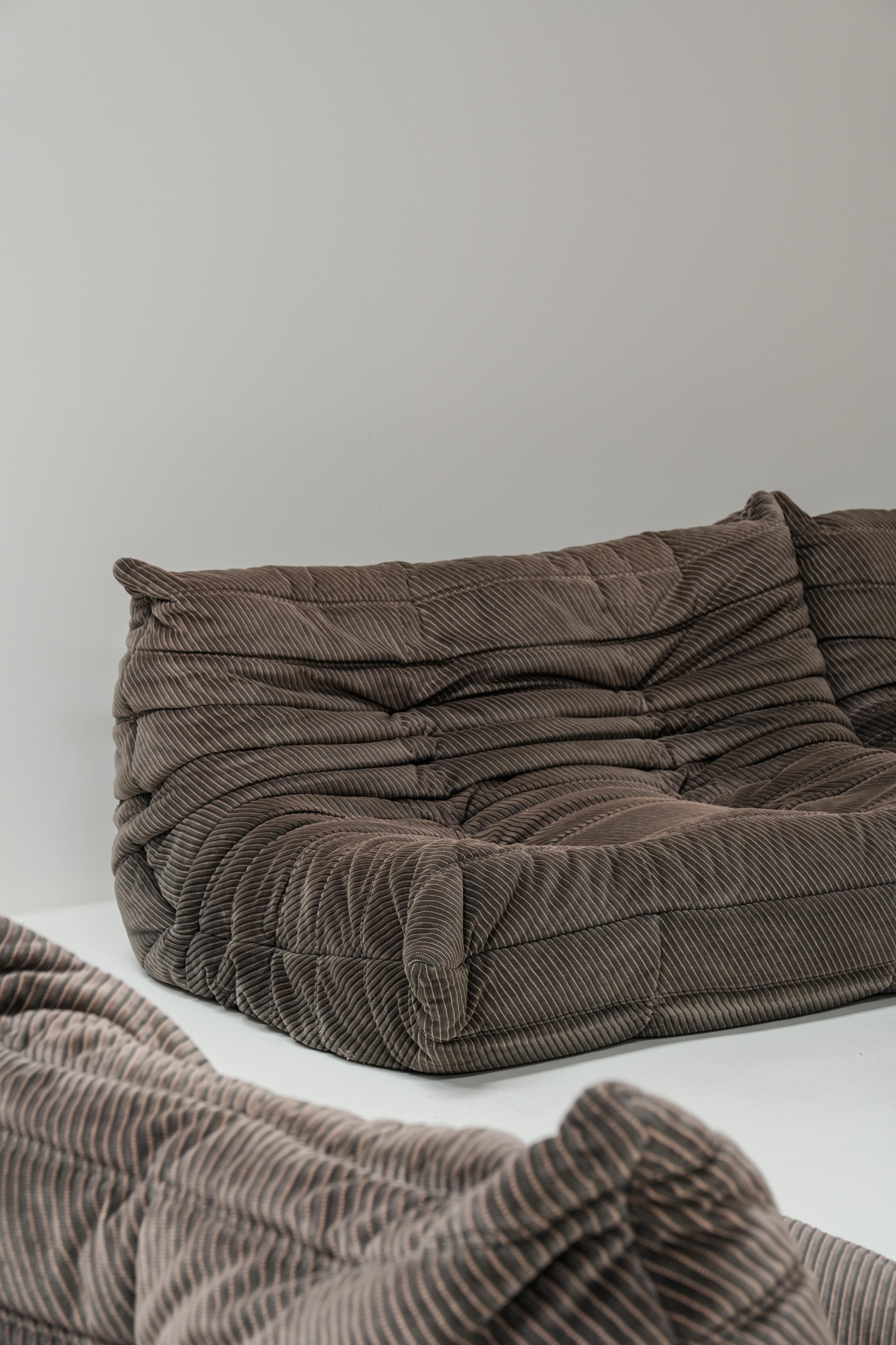 20th Century Modular togo lounge sofa by Michel Ducaroy for Ligne Roset 1970 Original fabric