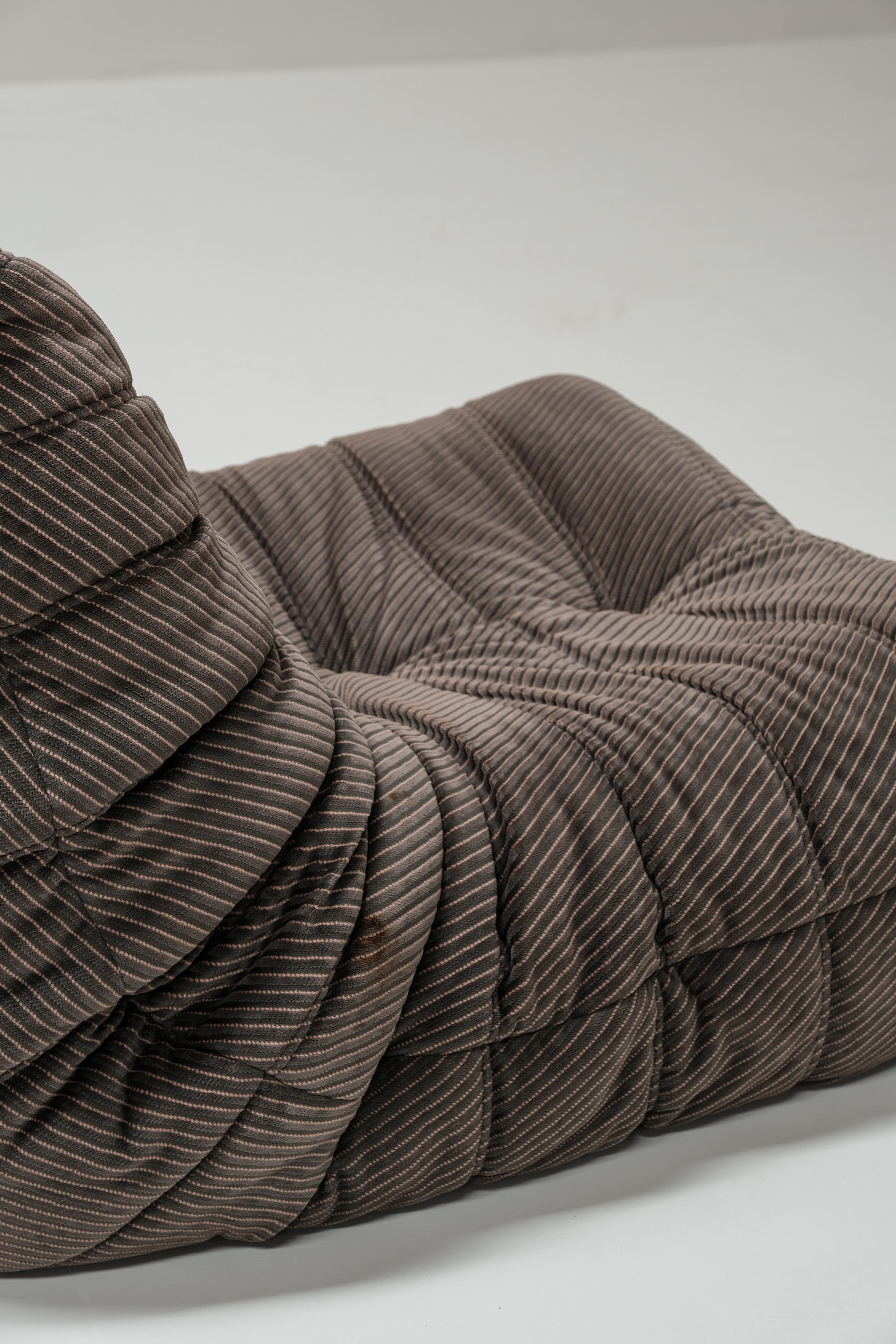 Modular togo lounge sofa by Michel Ducaroy for Ligne Roset 1970 Original fabric 1