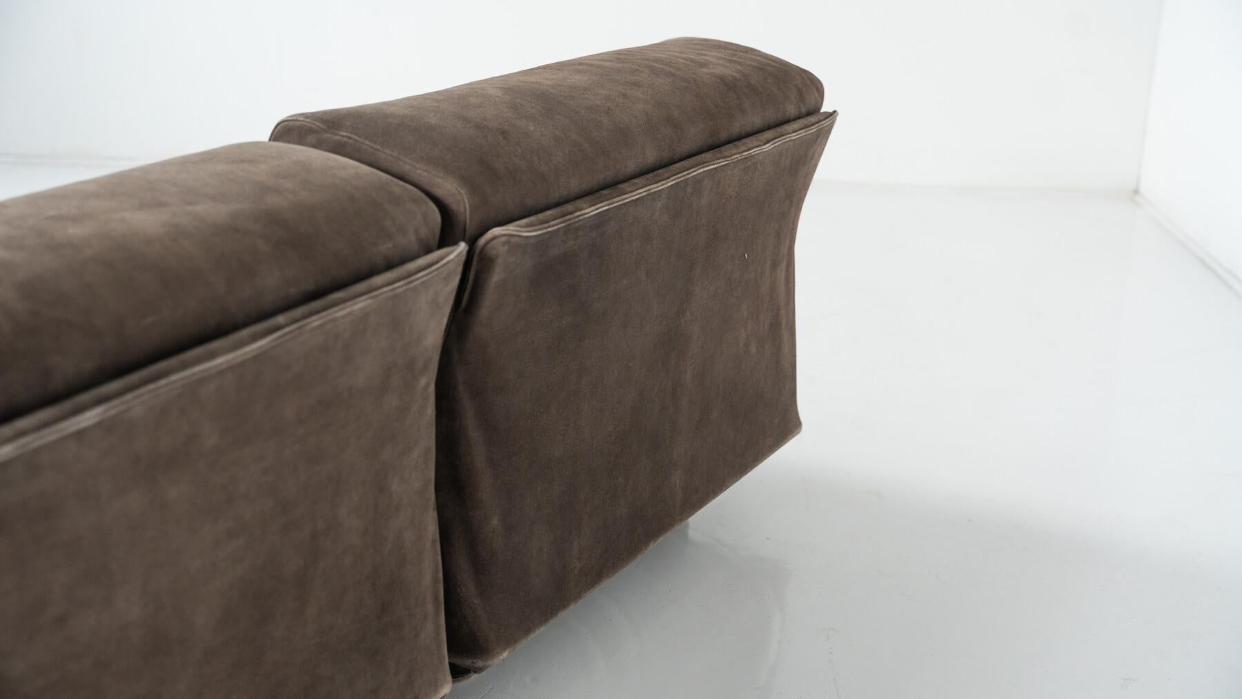 Canapé modulaire Fiandra à deux places du milieu du siècle dernier par Vico Magistretti, Cassina, Italie, 1970 - Tissu d'origine