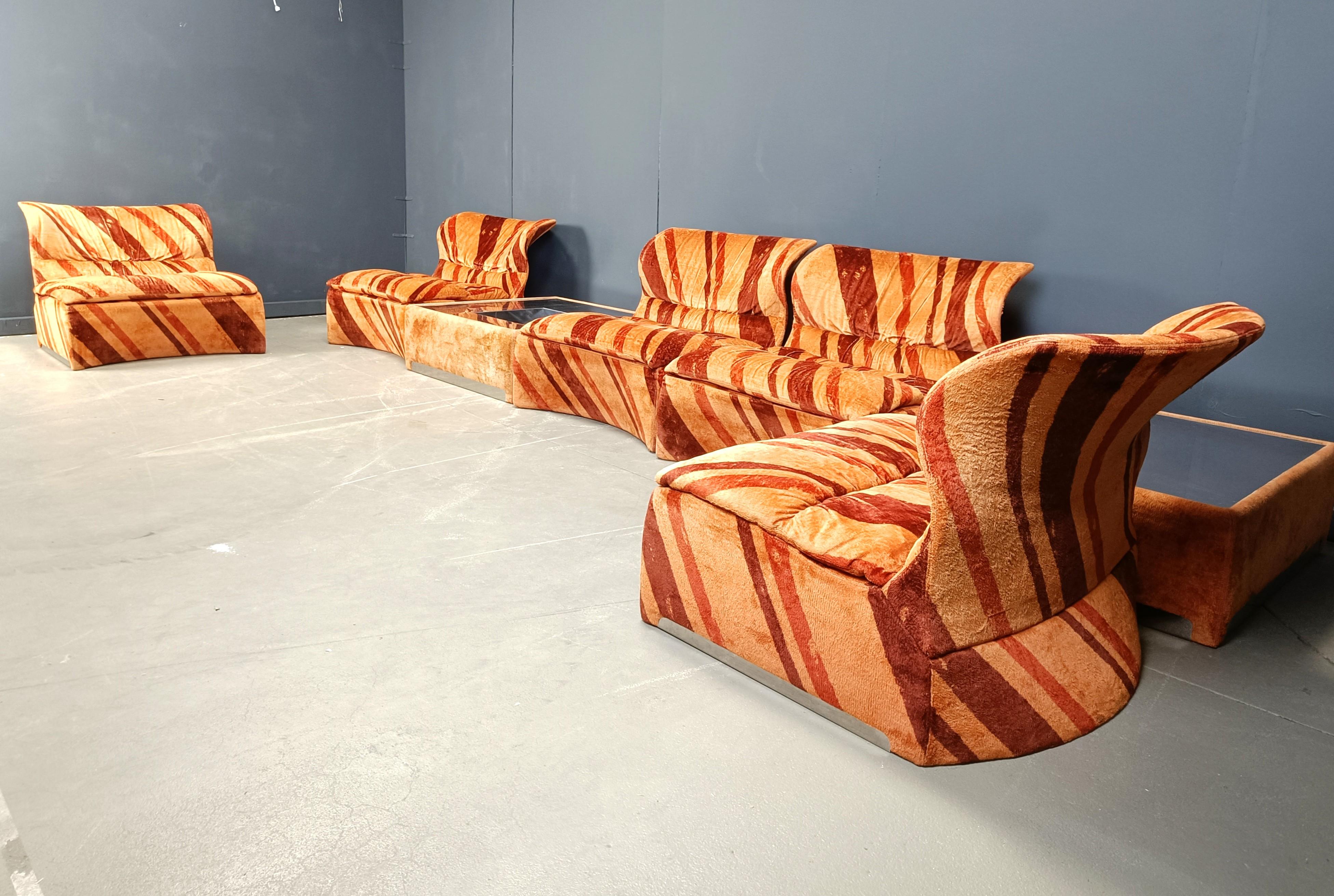 Modular Vela Bassa Sofa set by Giovanni Offredi for Saporiti, Set of 7 - 1970s For Sale 6