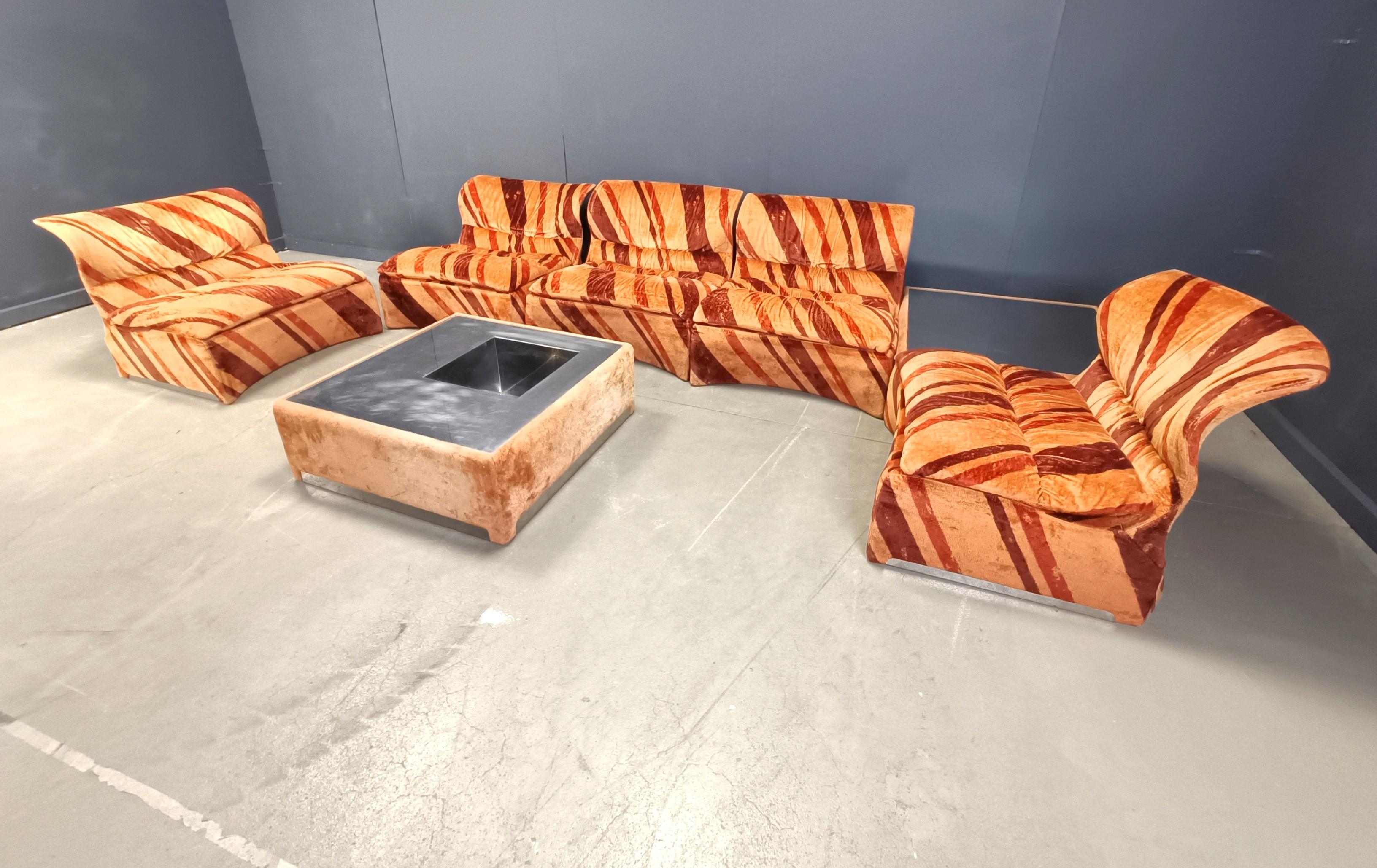 Aluminum Modular Vela Bassa Sofa set by Giovanni Offredi for Saporiti, Set of 7 - 1970s For Sale