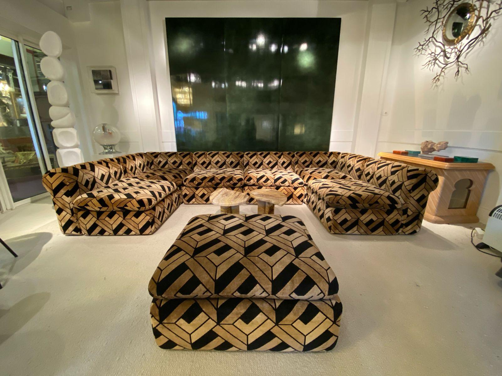 Modular Velvet Sofa with 7 Elements - France circa 1970 In Good Condition In Saint-Ouen, FR