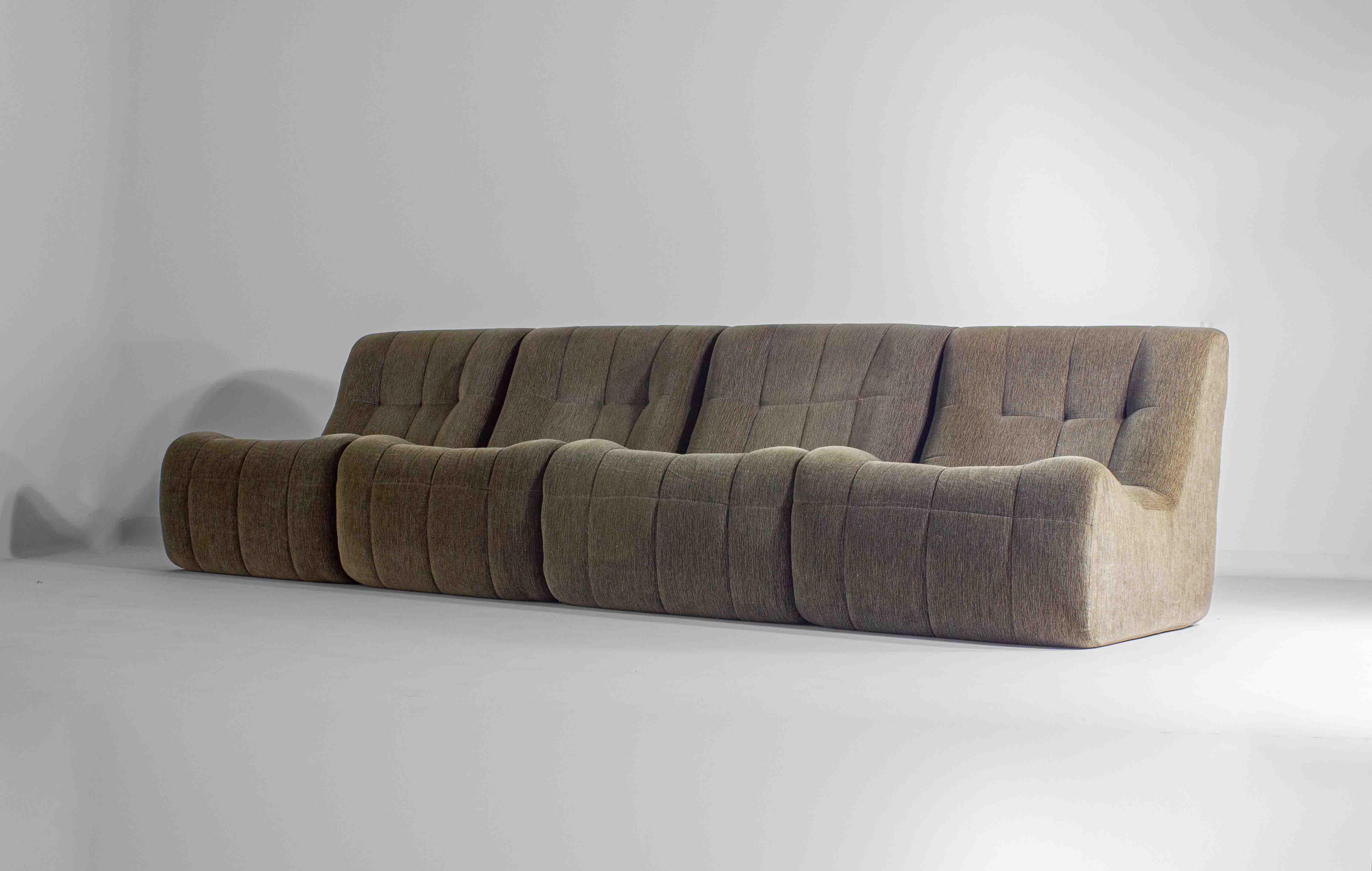 Modular vintage block sofa, Belgium 1970s In Good Condition For Sale In Antwerpen, VAN