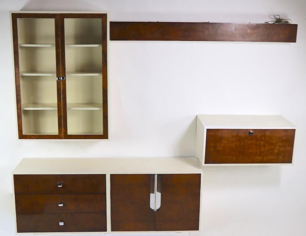 Modular Wall Unit in the style of Milo Baughman In Fair Condition In New York, NY