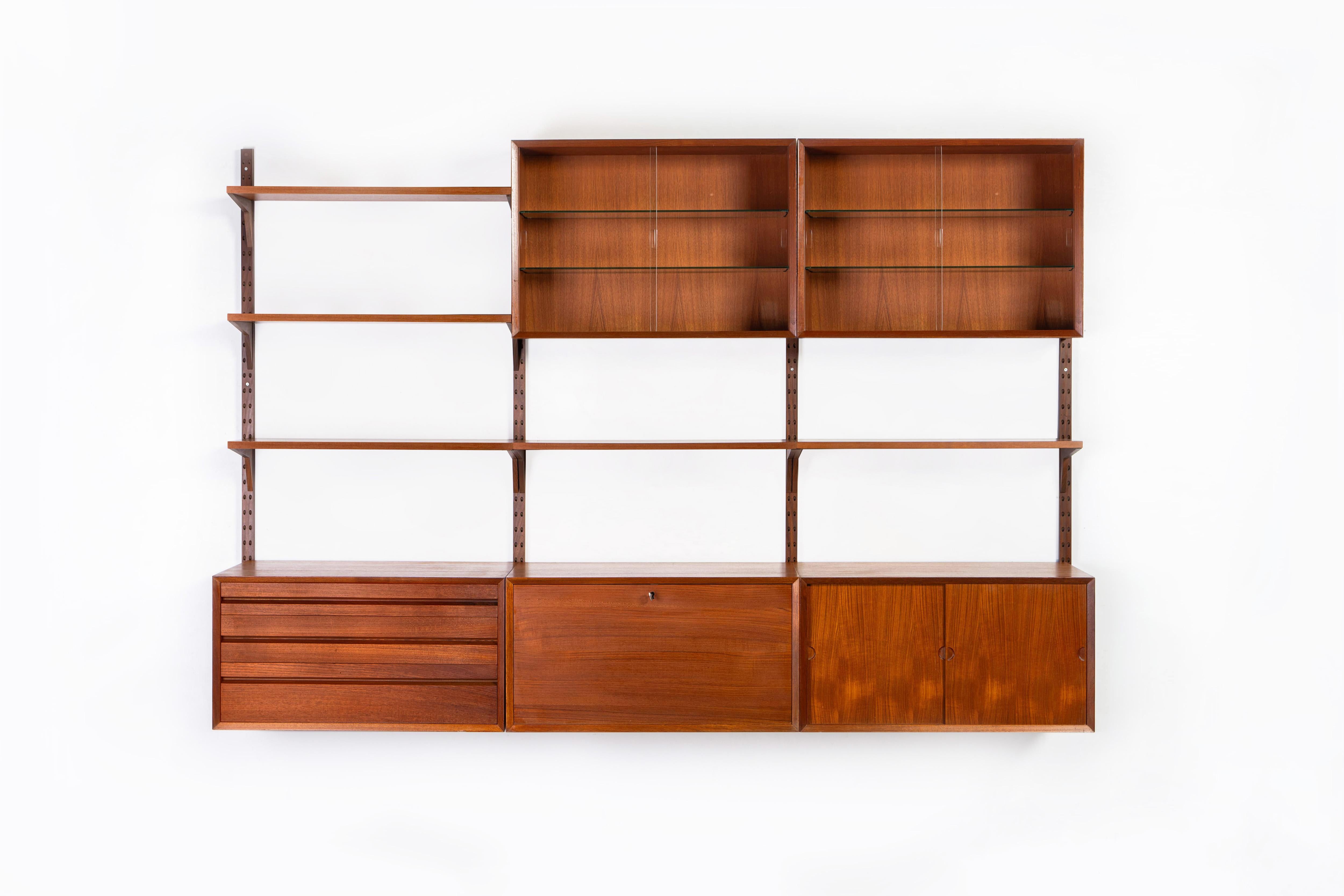 Scandinavian Modern Modular wall unit by Poul Cadovius, Denmark 1960s