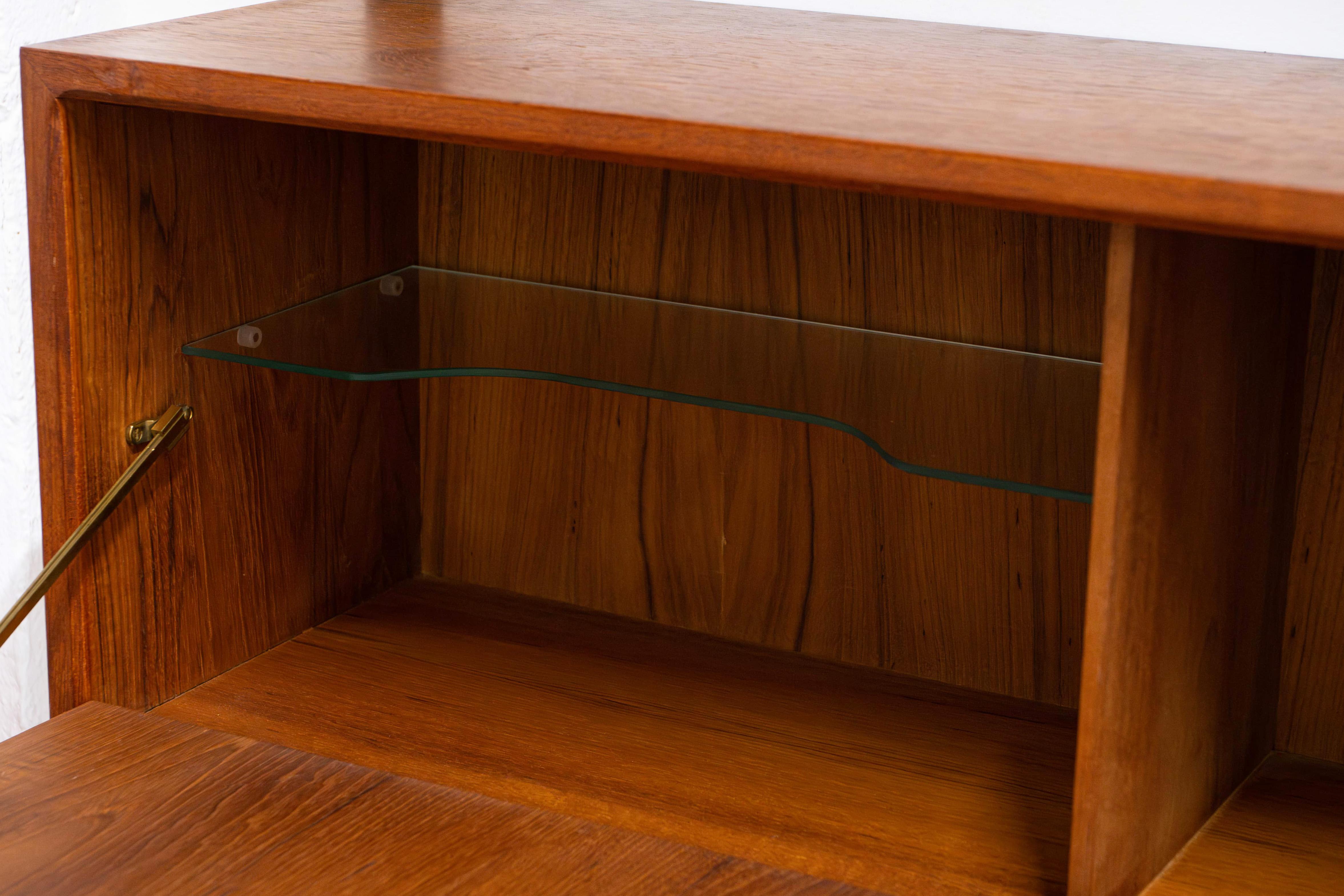 Mid-Century Modern Modular wall unit by Poul Cadovius for Royal System