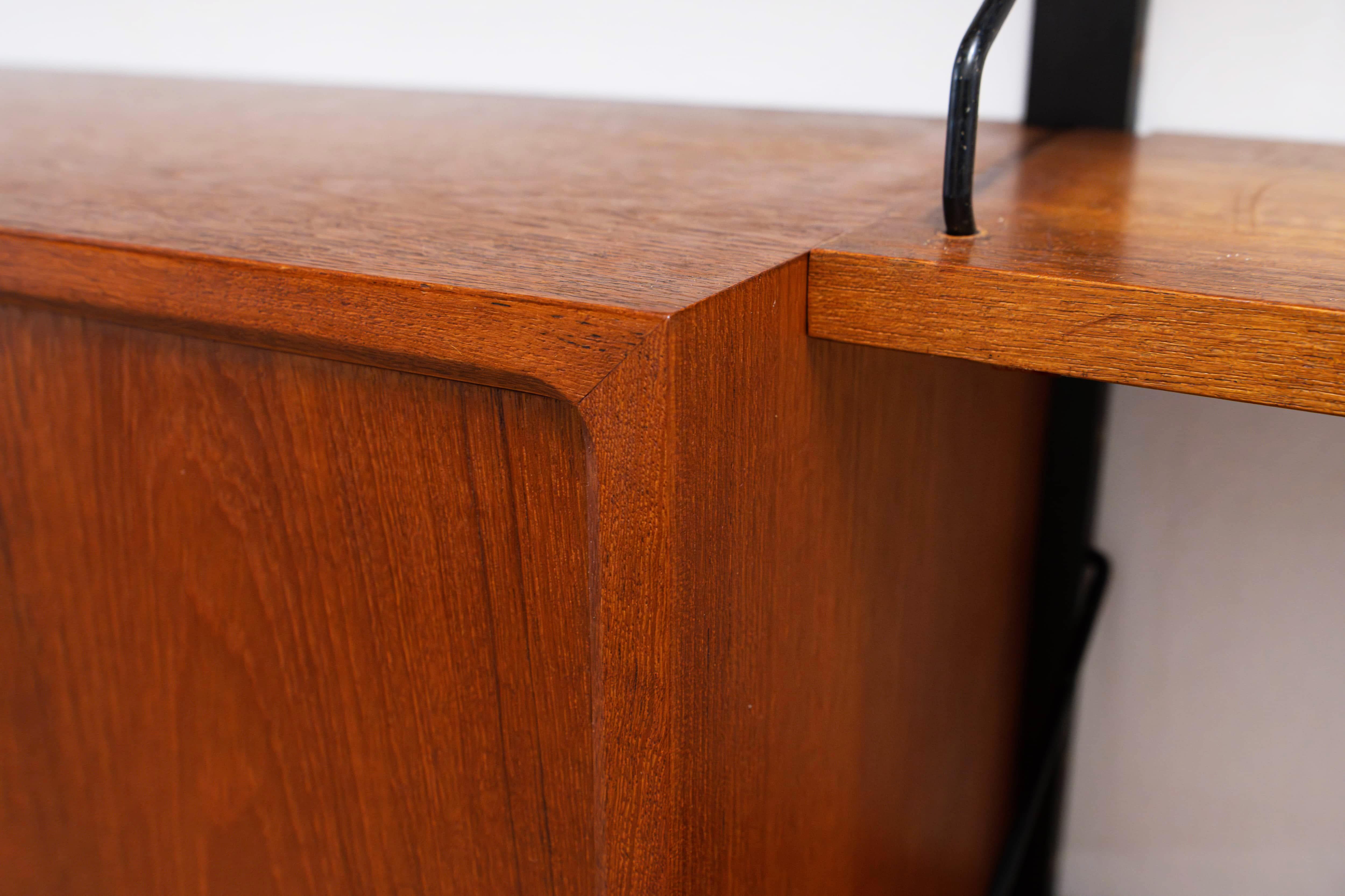 Mid-20th Century Modular wall unit by Poul Cadovius for Royal System
