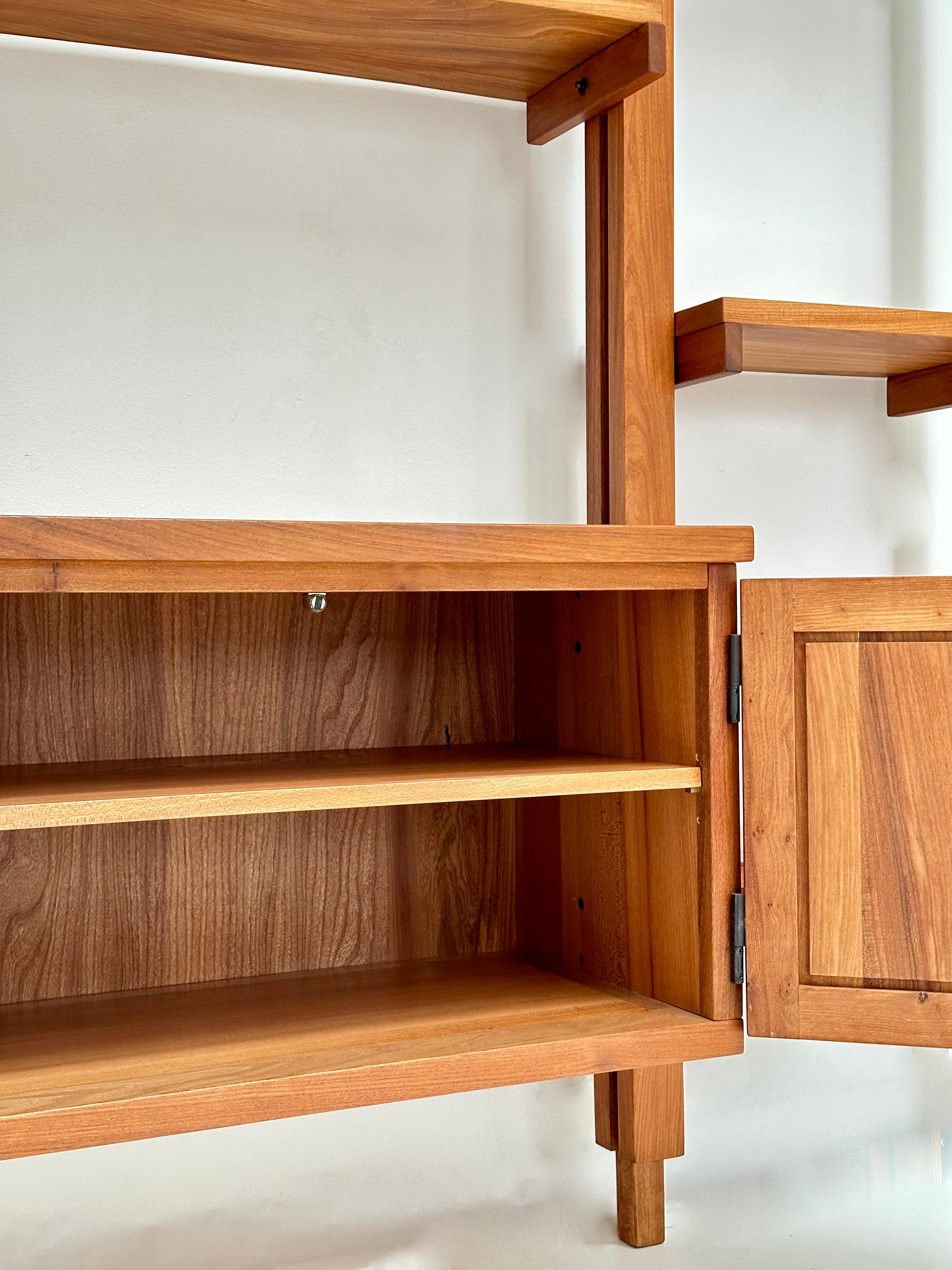 French Modular Wall Unit in Solid Elm, France, c. 1980 For Sale