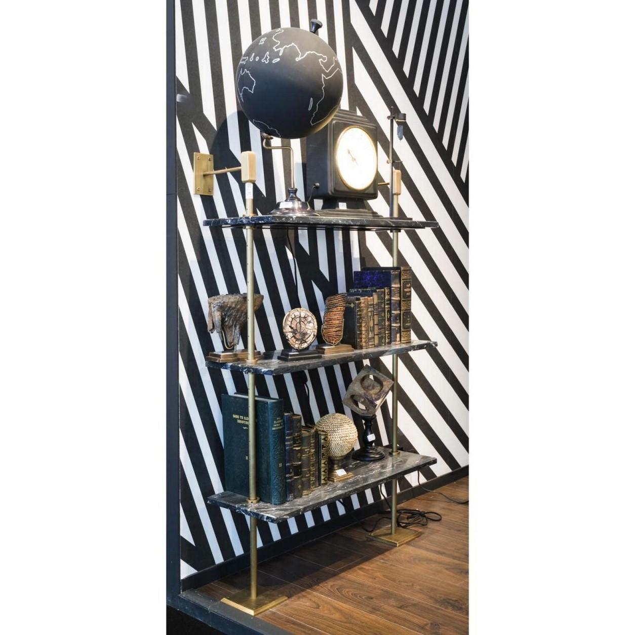 Modular wall unit system in brass and black marble storage shelves composed of 3 black and white marble shelves, a wall-mounted and patina brass structure. Practical, modular and design!