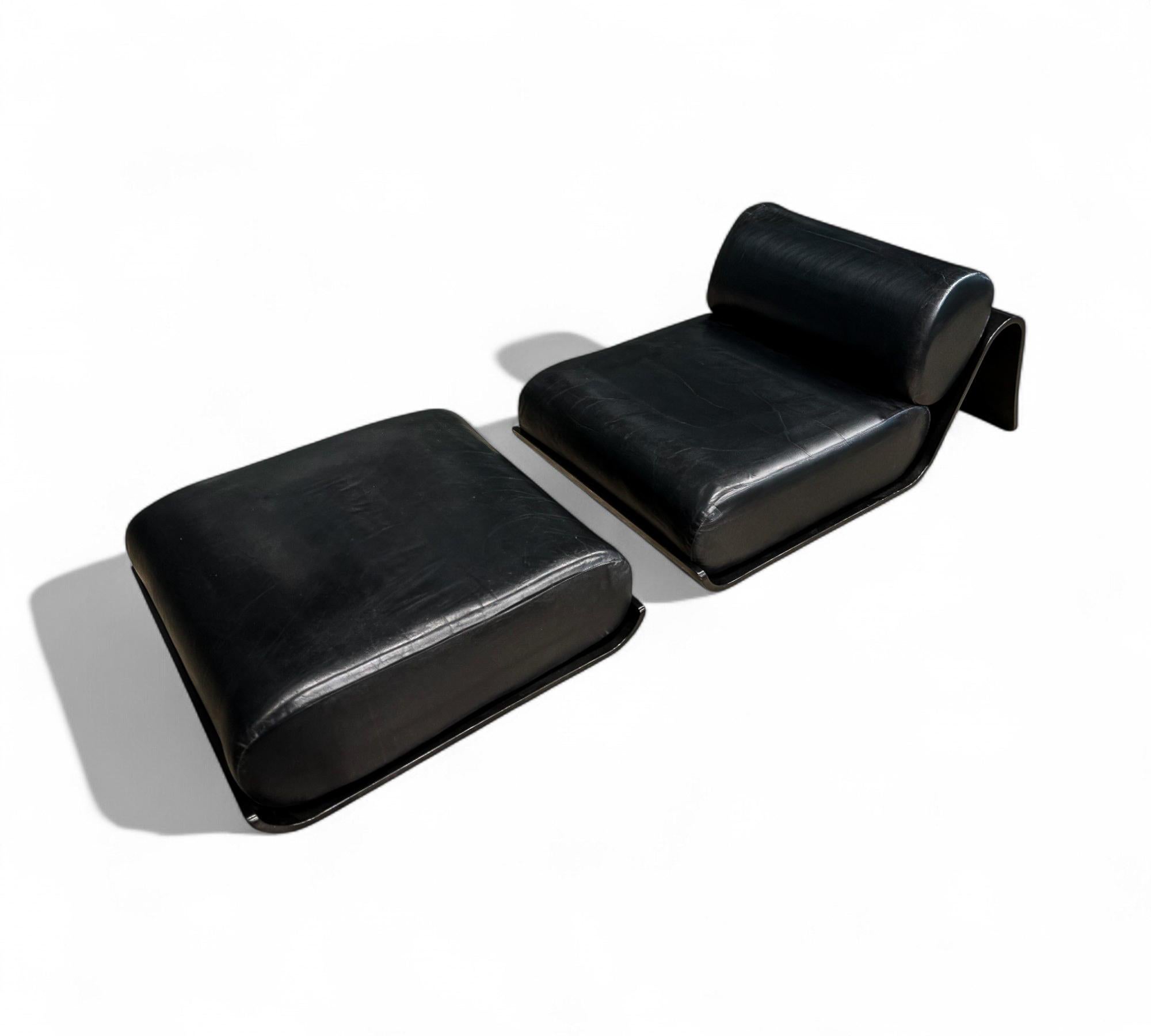 Mid-Century Modern “Modulo” Low Easy Chair with Ottoman by Oscar & Anna Maria Niemeyer, 1970's For Sale