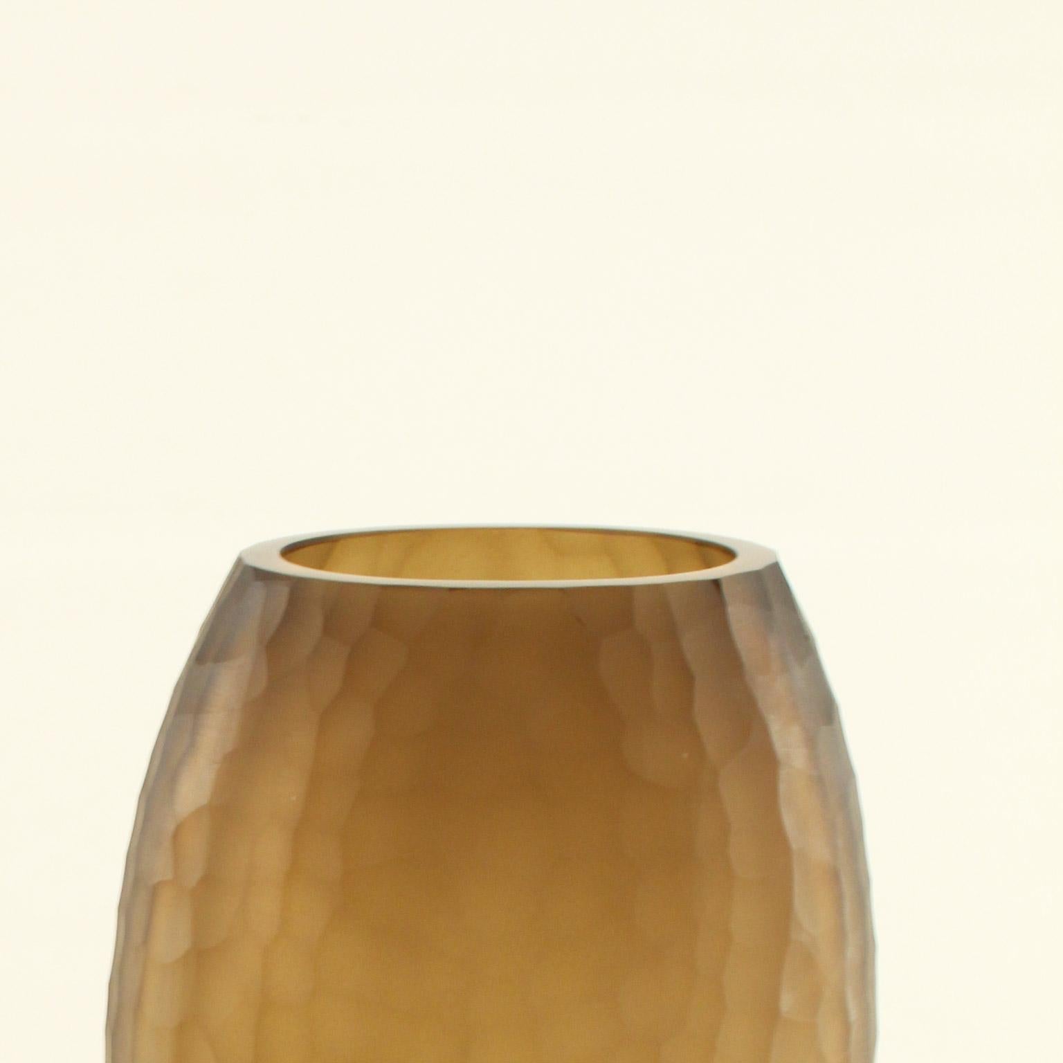 Artistic Mouth Blown Moka Glass Vase Entirely Grinded Modus by Multiforme In New Condition For Sale In Trebaseleghe, IT