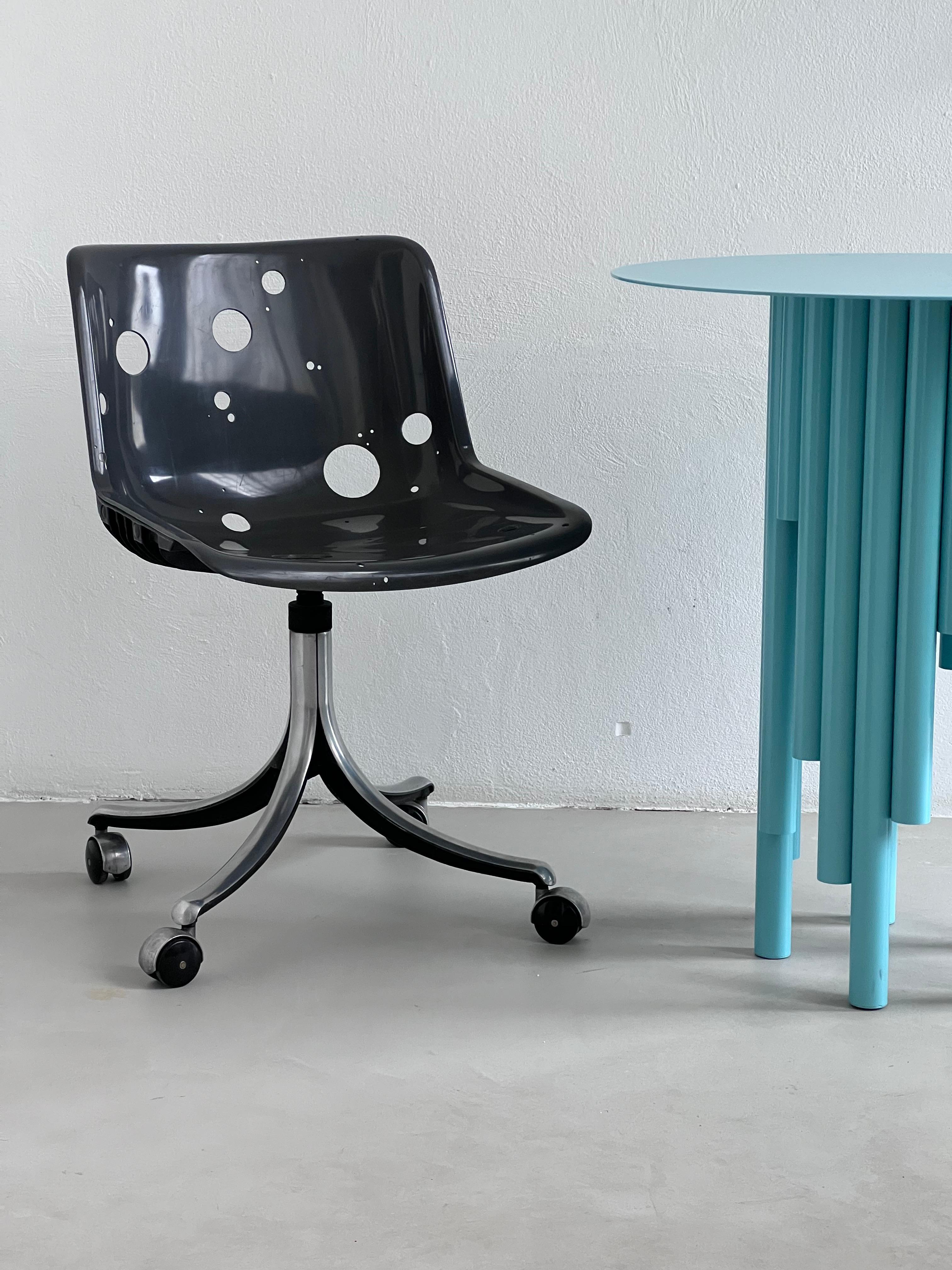 Italian Art Design Chair - Stand Alone chair - Artistic Chair by Milanese Studio For Sale