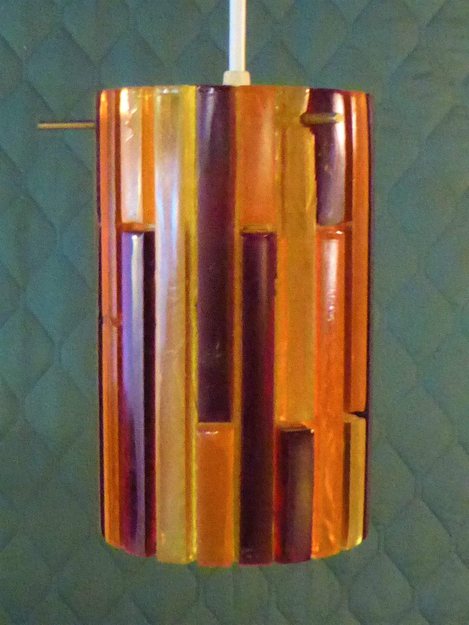 Moe Lighting Pair Mid-Century Modern Acrylic Pendants Fiesta Series, 1965 4