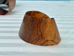 Tira de Moebius Cebra Escultura de madera George Campbell