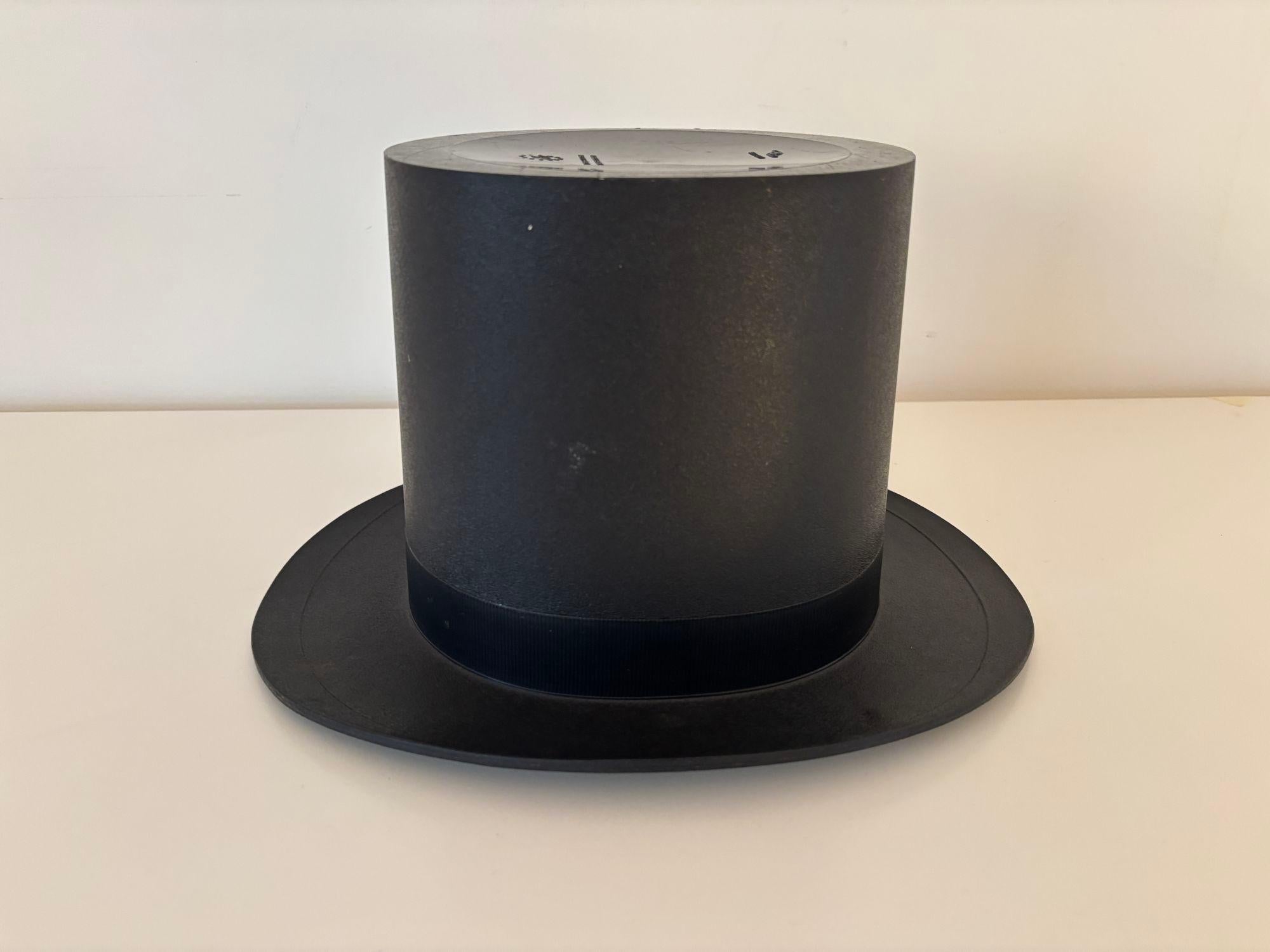 Secchiello da ghiaccio per champagne Moet & Chandon Black Top Hat in vendita 7