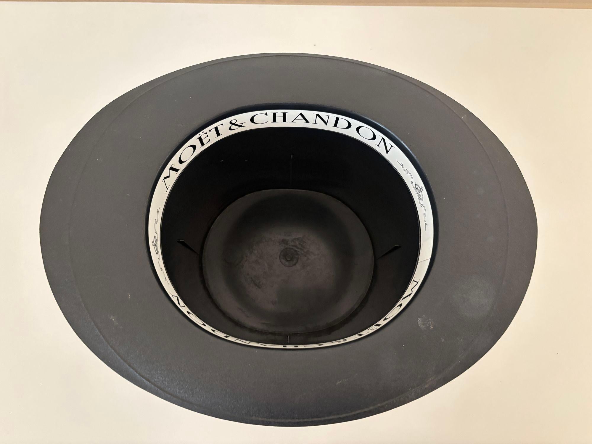 Art Déco Secchiello da ghiaccio per champagne Moet & Chandon Black Top Hat in vendita
