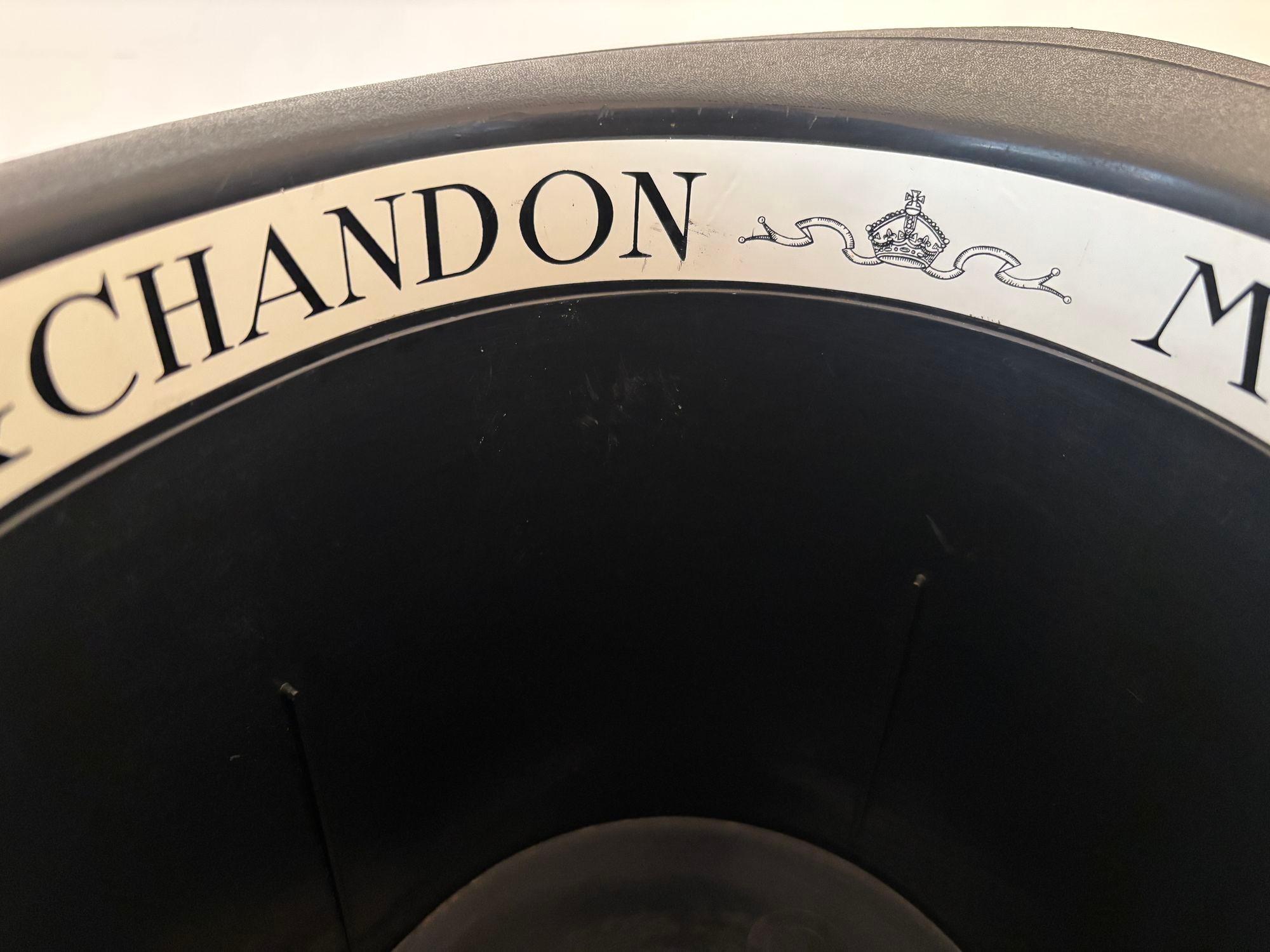 XX secolo Secchiello da ghiaccio per champagne Moet & Chandon Black Top Hat in vendita