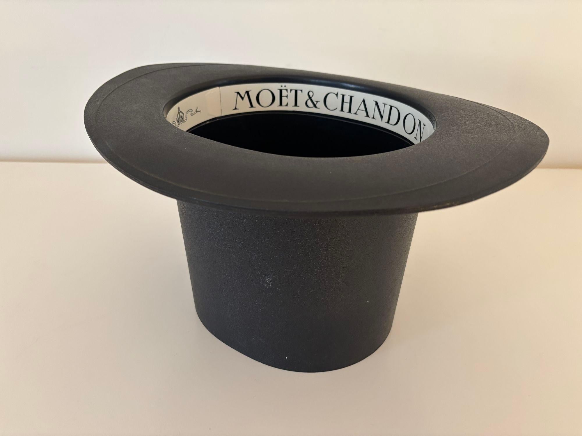 Plastica Secchiello da ghiaccio per champagne Moet & Chandon Black Top Hat in vendita