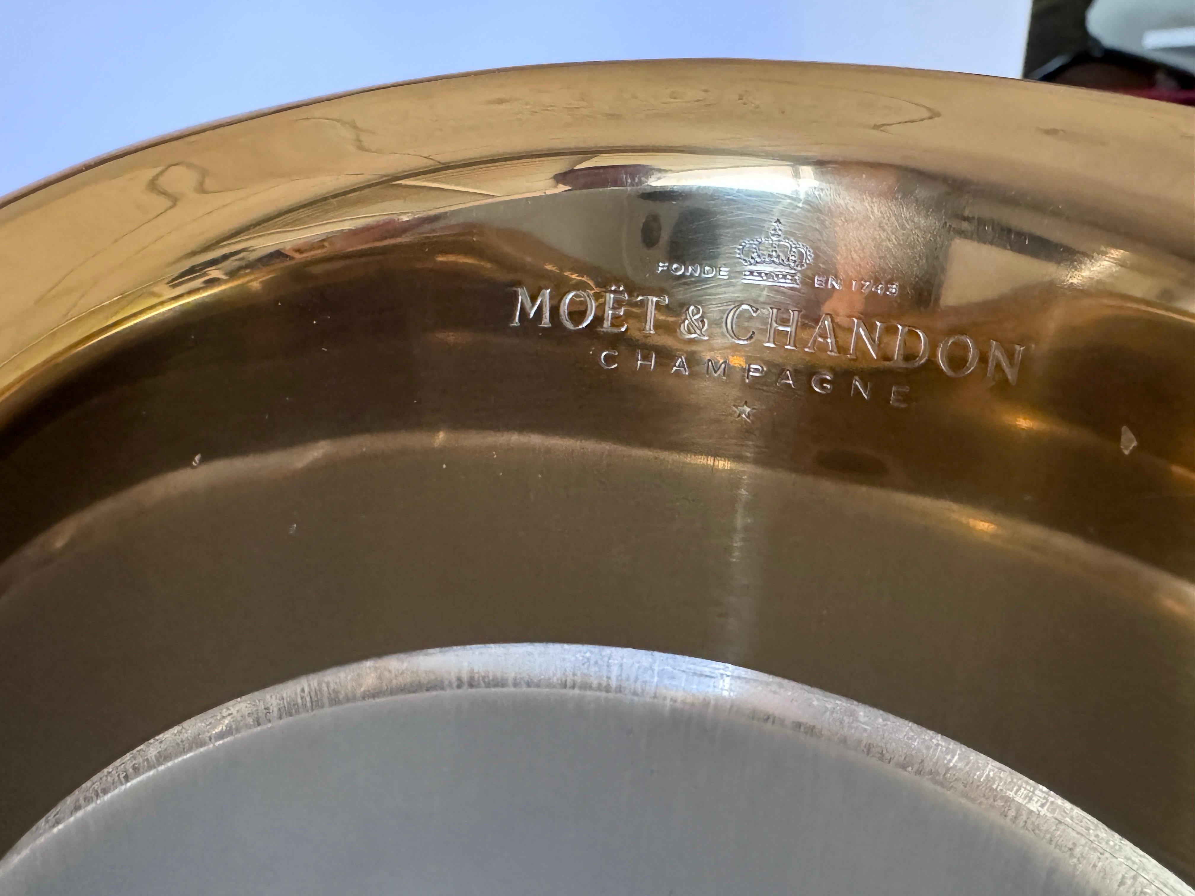 Moët & Chandon Champagne Bucket Metal Black and White Color by Jean Marc Gady For Sale 8