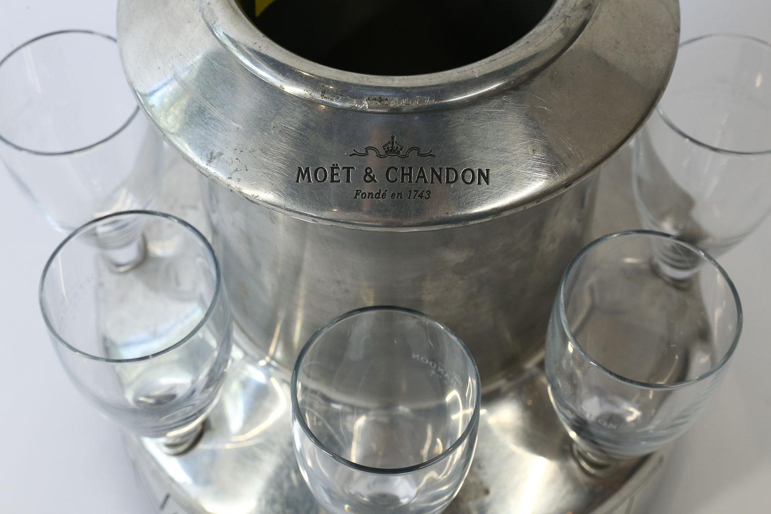 Moet Chandon Champagne Cooler and Glasses In Good Condition In Houston, TX
