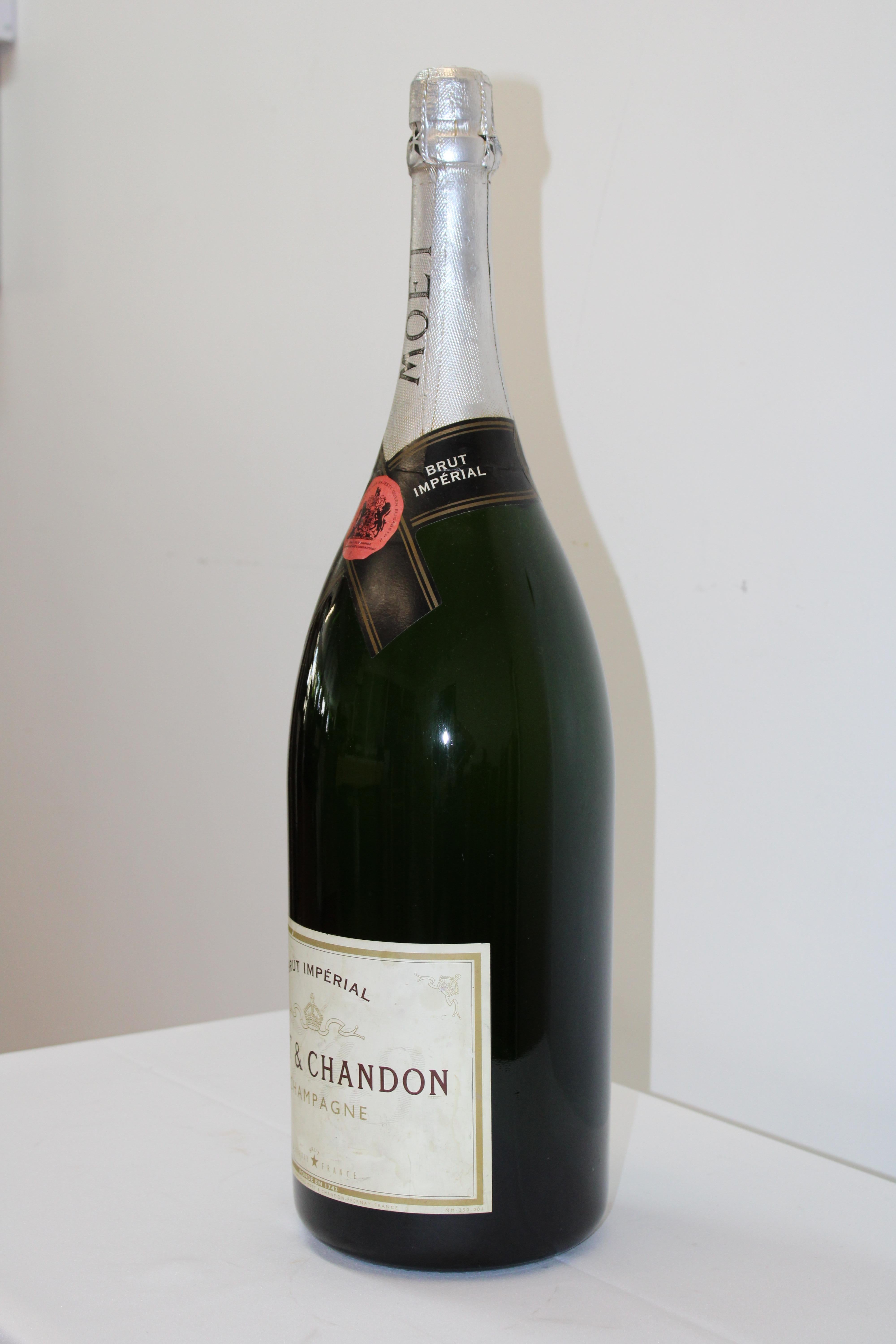 display champagne bottles