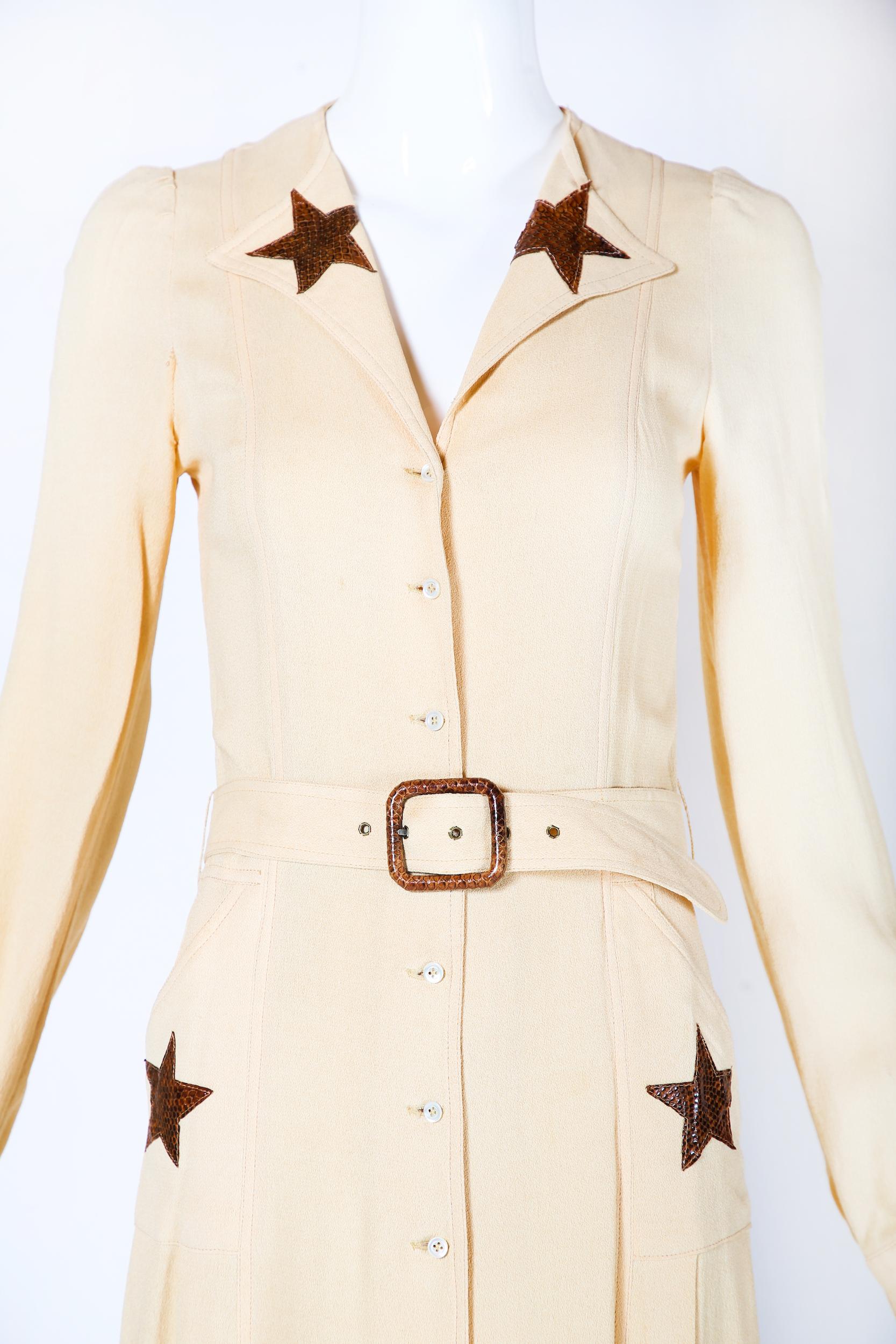 Women's MOG Label Pale Yellow Fitted Dress w/Snakeskin Star Motif ca. 1970