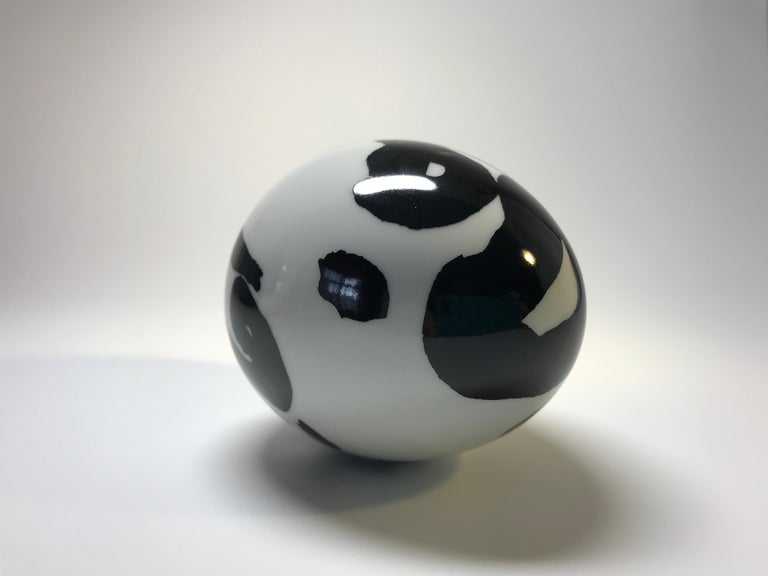 Late 20th Century Mogens Andersen, Royal Copenhagen Porcelain Signed First Series Annual Egg 1975 For Sale