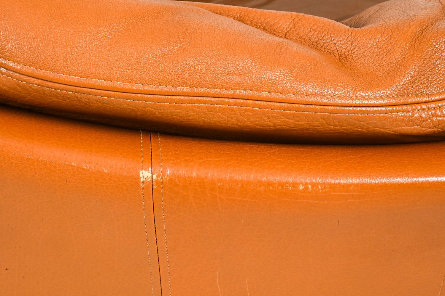 Modernes dänisches Zweisitzer-Sofa aus Leder und Eiche von Mogens Hansen im Angebot 5