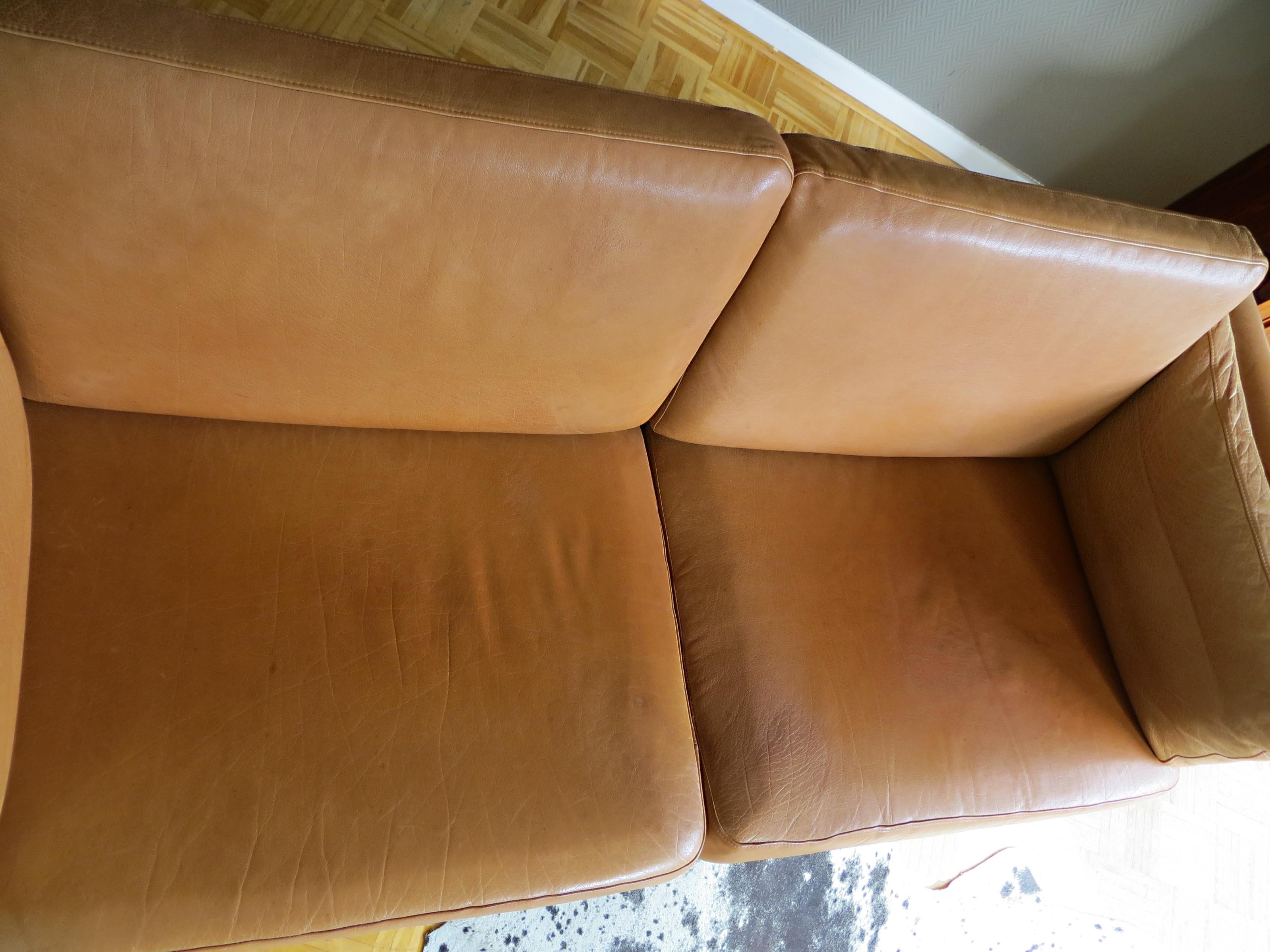 Mogens Hansen Danish Vintage Leather Sofas & Armchair Set in Butterscotch Brown 4