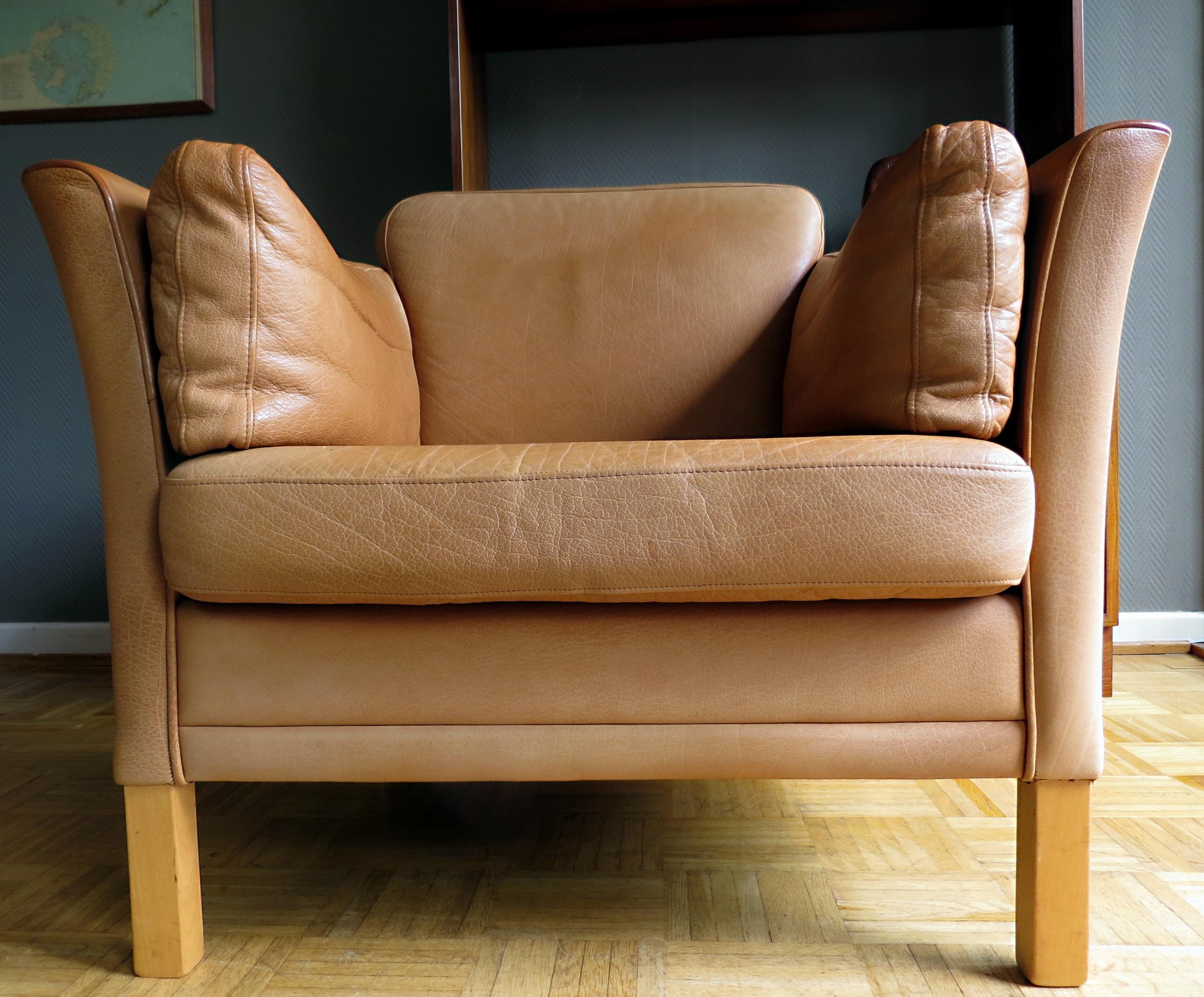 Mogens Hansen Danish Vintage Leather Sofas & Armchair Set in Butterscotch Brown 9