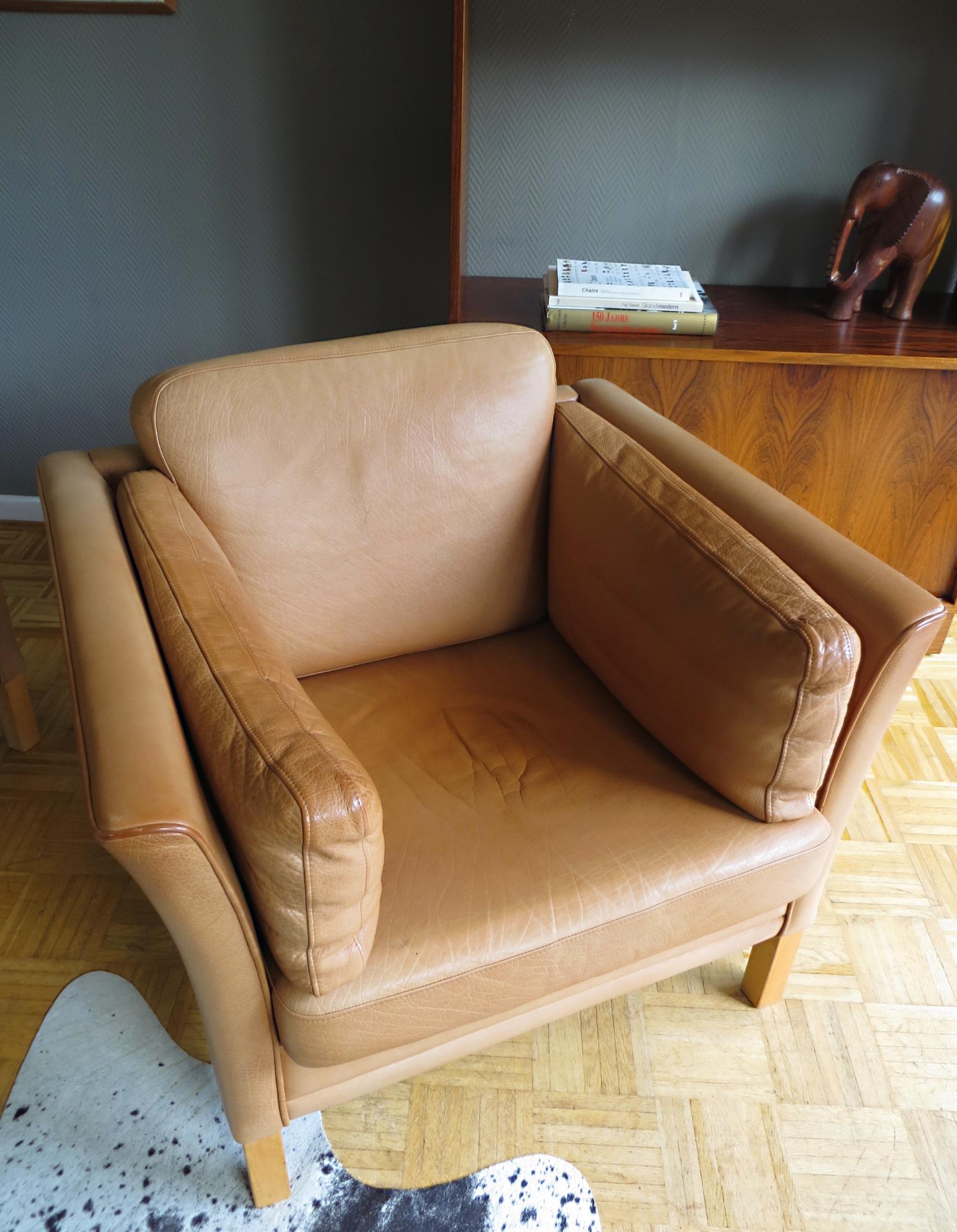 Mogens Hansen Danish Vintage Leather Sofas & Armchair Set in Butterscotch Brown 10