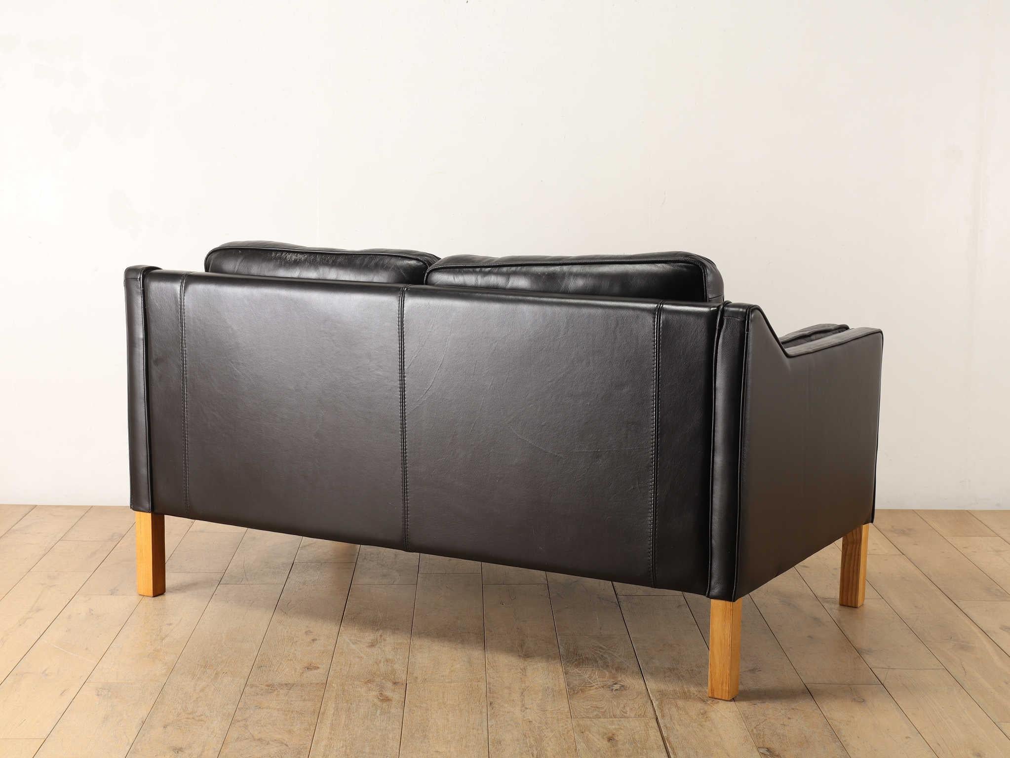Mogens Hansen Leather 2 Seater Sofa 1980's For Sale 12