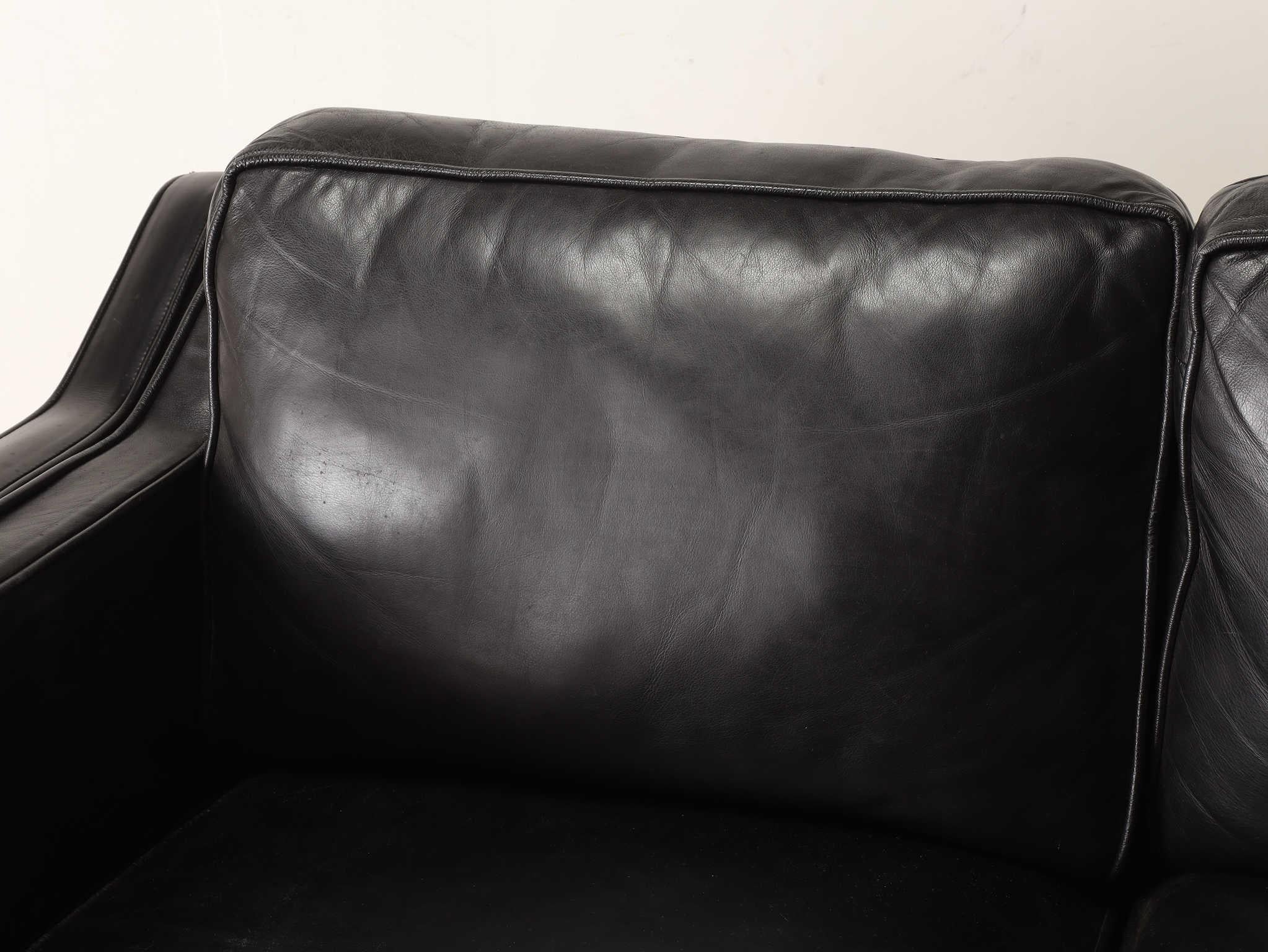 Mogens Hansen Leather 2 Seater Sofa 1980's For Sale 1