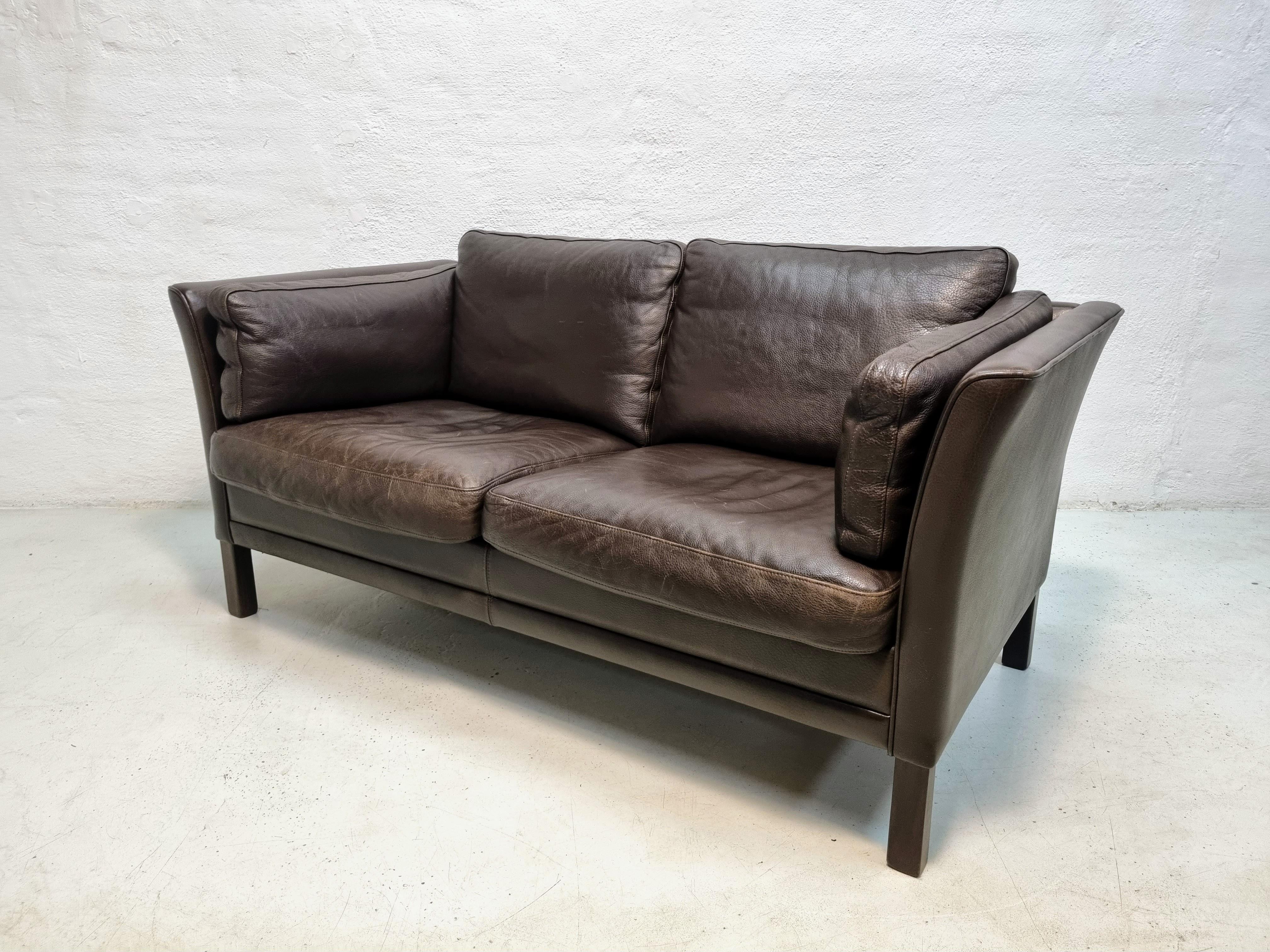 Mogens Hansen Model MH2225 Leather Sofa In Good Condition In østbirk, 8752