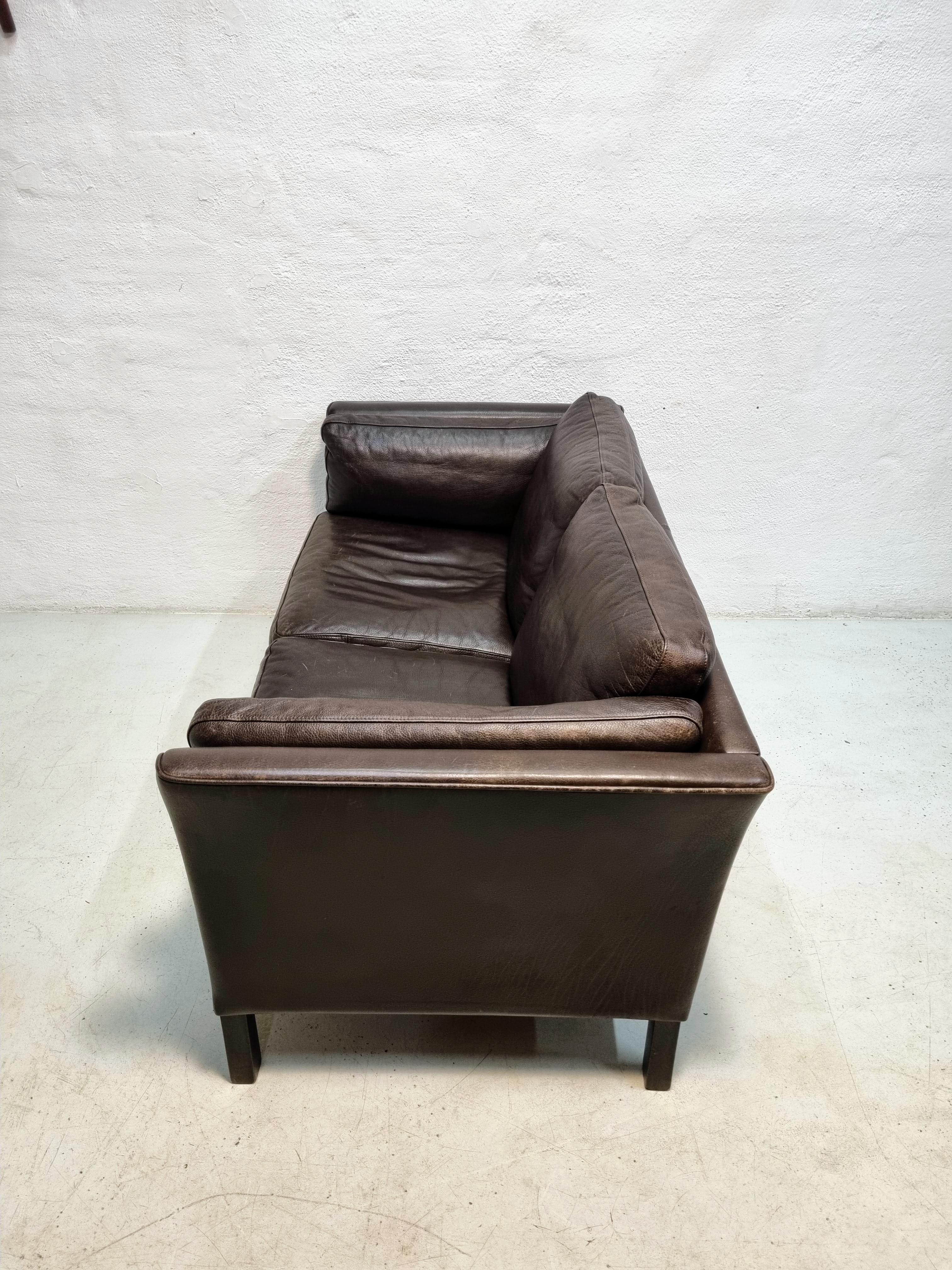 Mogens Hansen Model MH2225 Leather Sofa 1