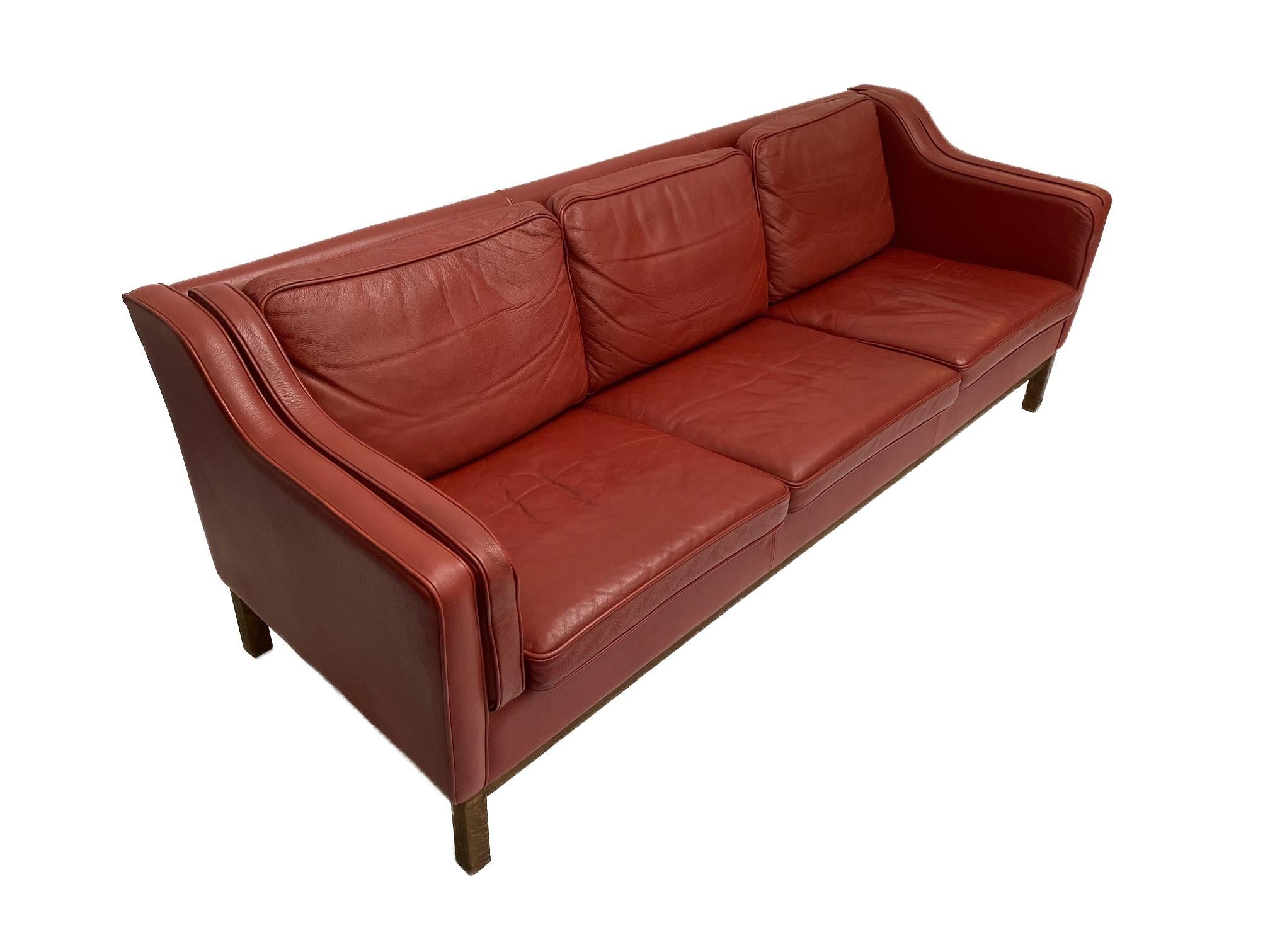 Mogens Hansen Red Leather 3 Seater Sofa, Danish, 1960s In Good Condition In London, GB