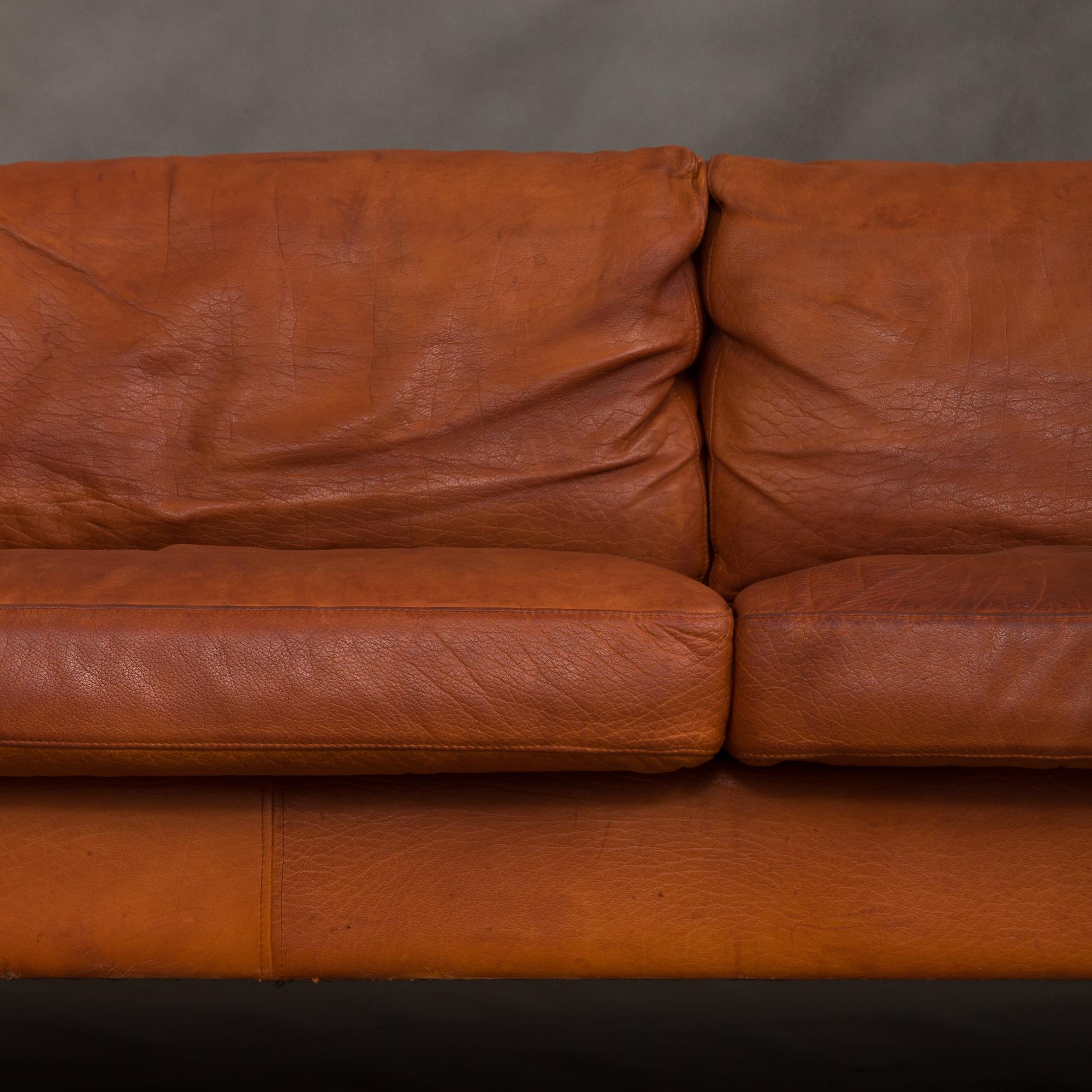 Mogens Hansen Sofa in Brown Leather with Deep Patina 1