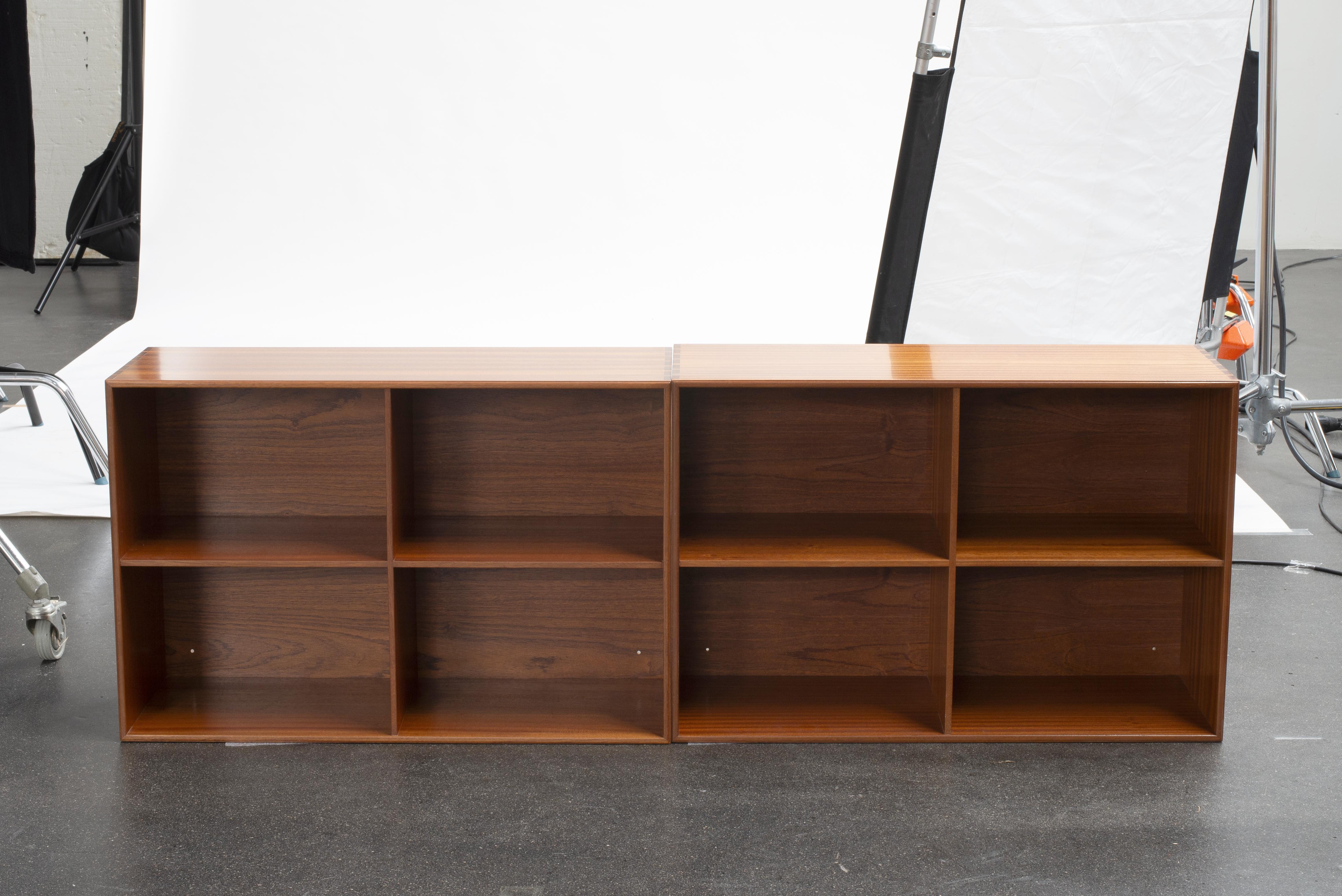 Mogens Koch pair of bookcases in mahogany. Executed by Rud Rasmussen.

One bookcase with paper label ‘RUD. RASMUSSENS/SNEDKERIER/KØBENHAVN/DENMARK.