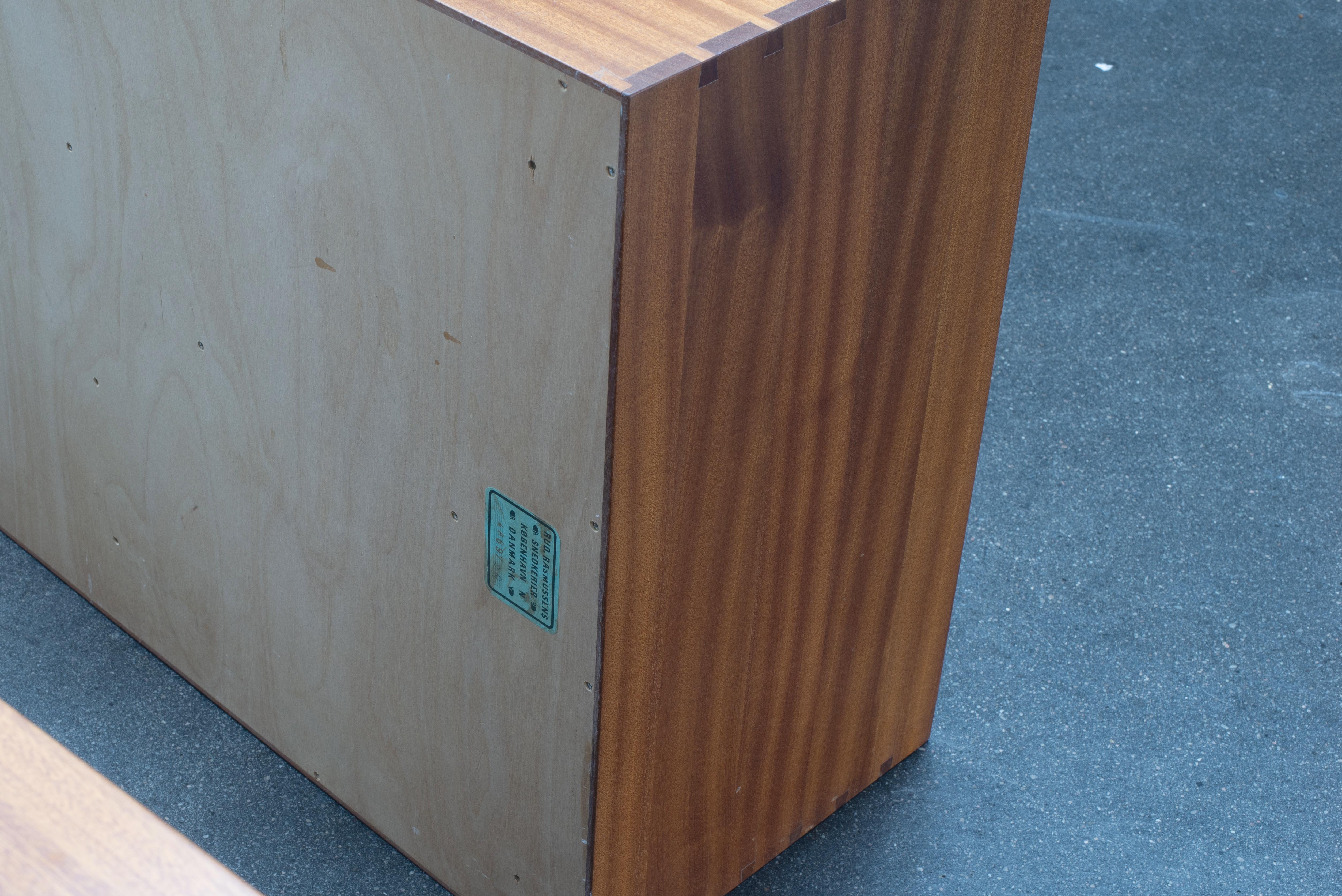 Laccato Mogens Koch Bookcases in Mahogany for Rud. Rasmussen in vendita