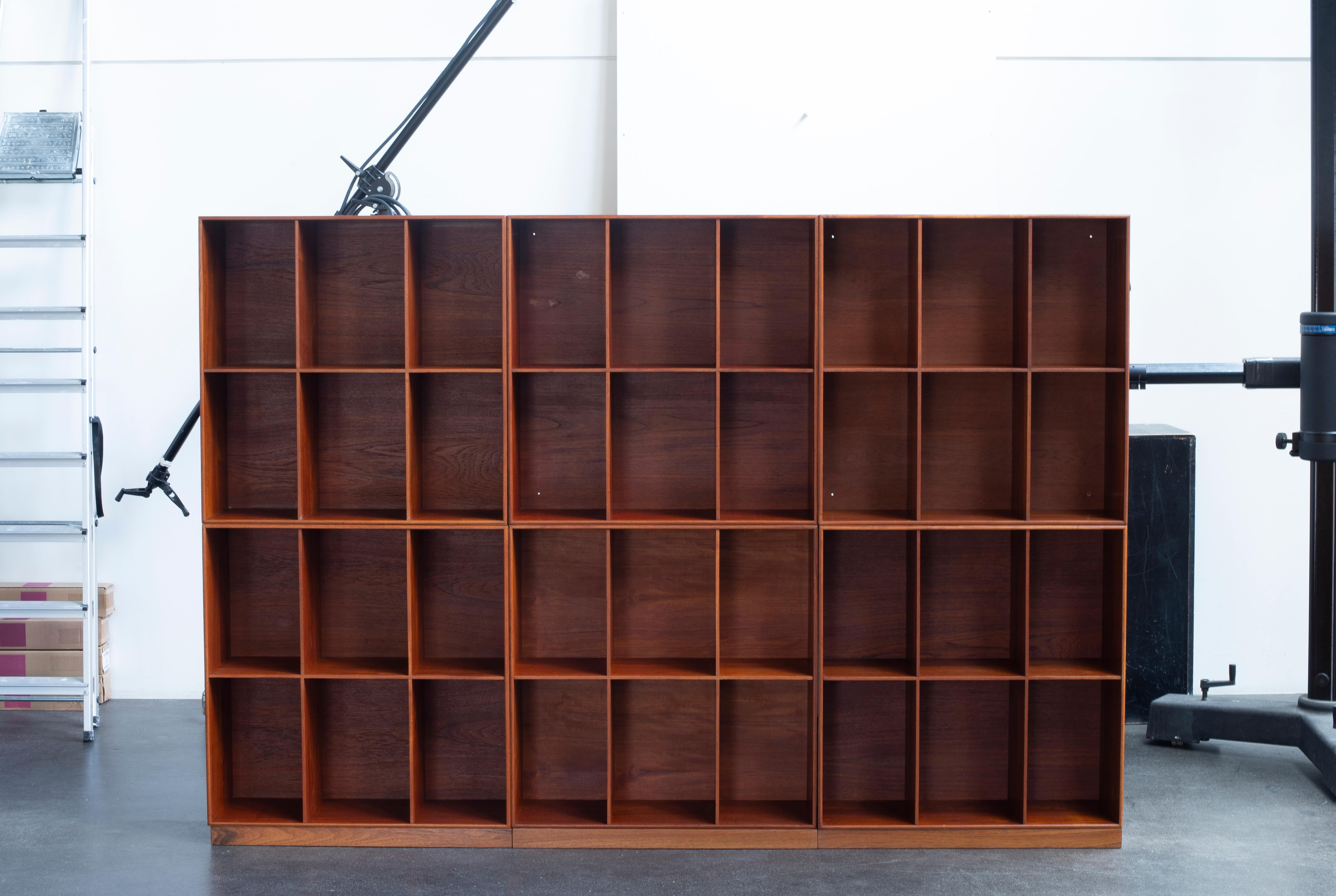 Librerías Mogens Koch de teca para Rud. Rasmussen siglo XX en venta