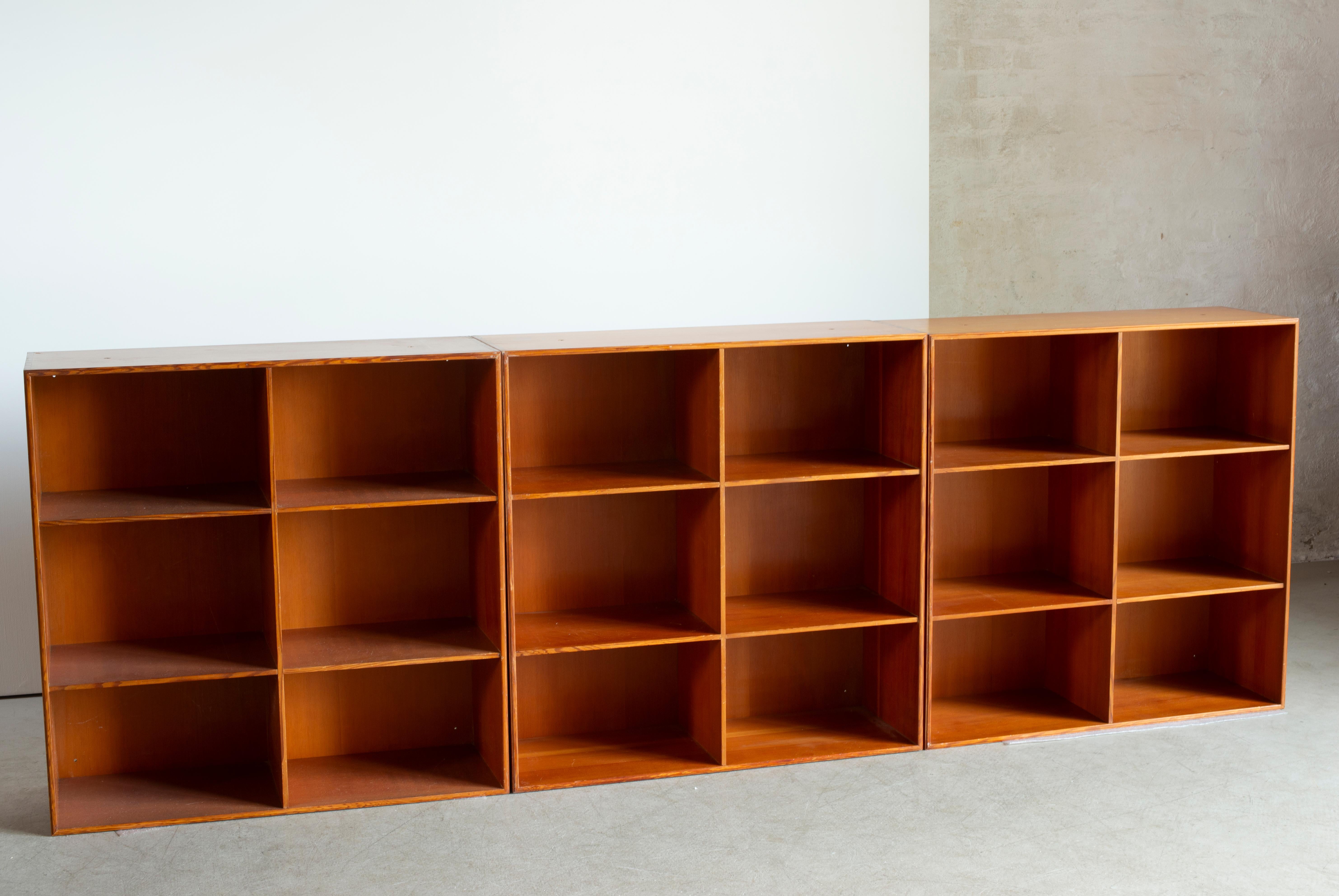 Scandinavo moderno Librerie Mogens Koch Set di tre librerie per Rud. Rasmussen in vendita