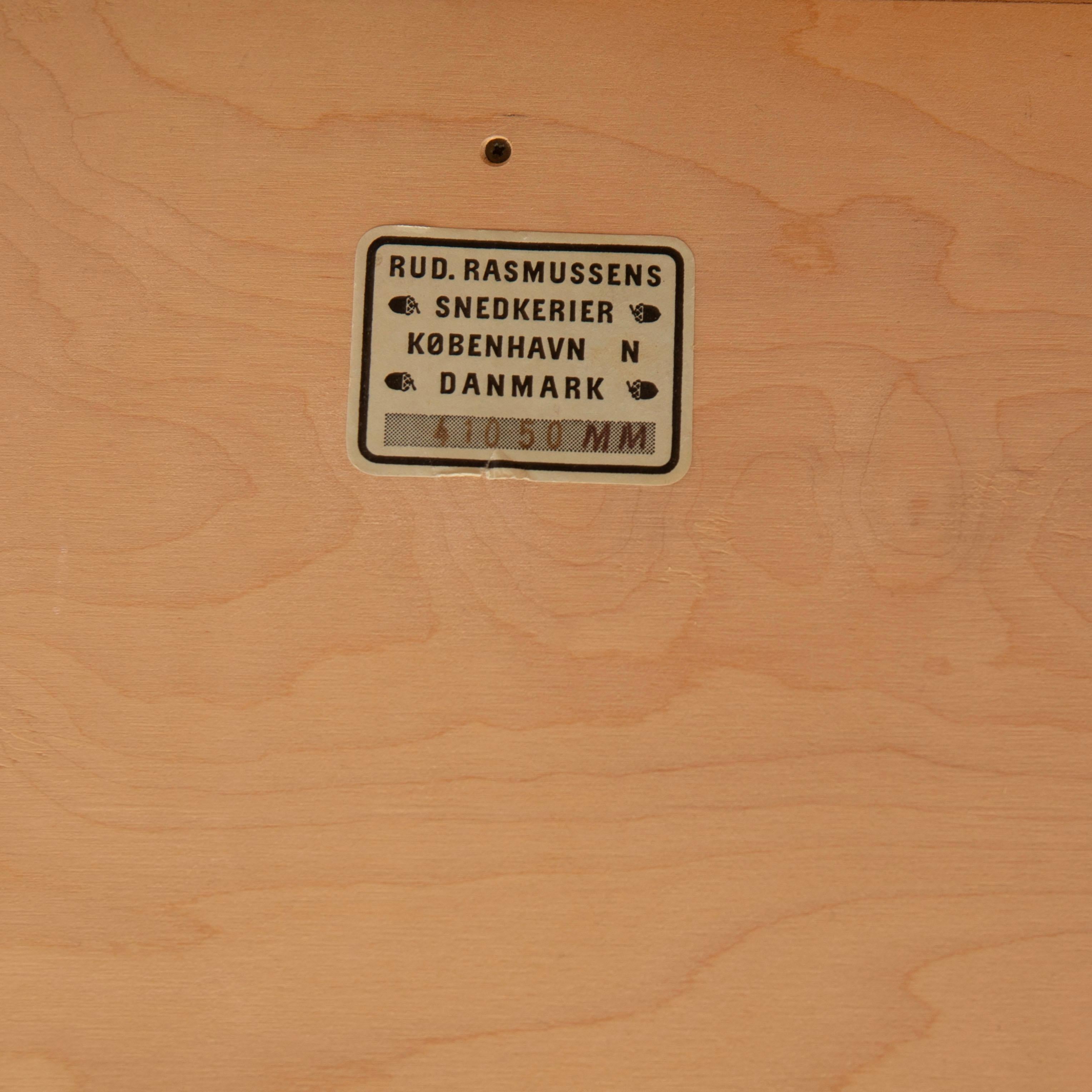 Armario y librería Mogens Koch de madera de fresno del ebanista Rud, Rasmussen siglo XX en venta