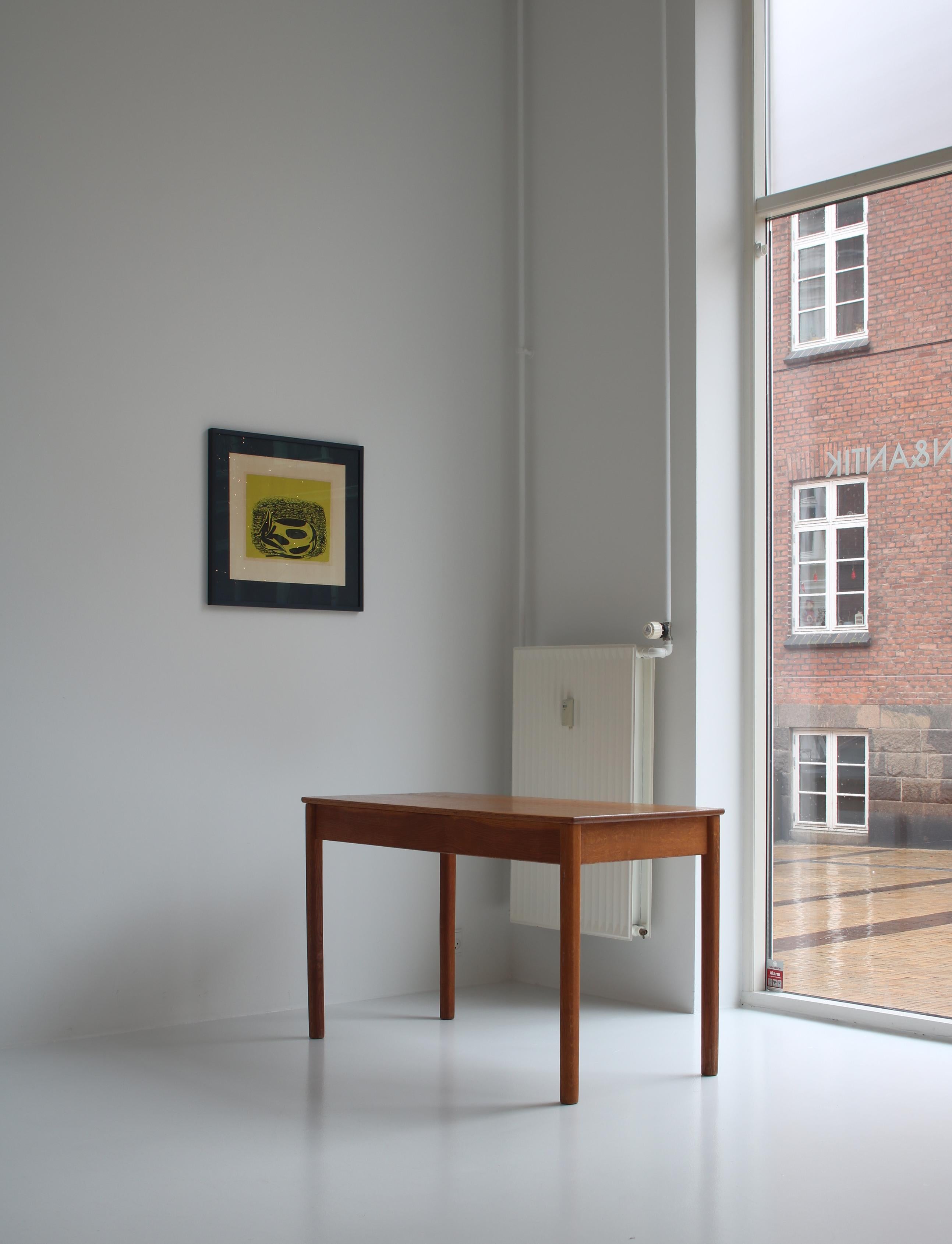 Simple desk made in solid oak by Danish architect Mogens Koch for 