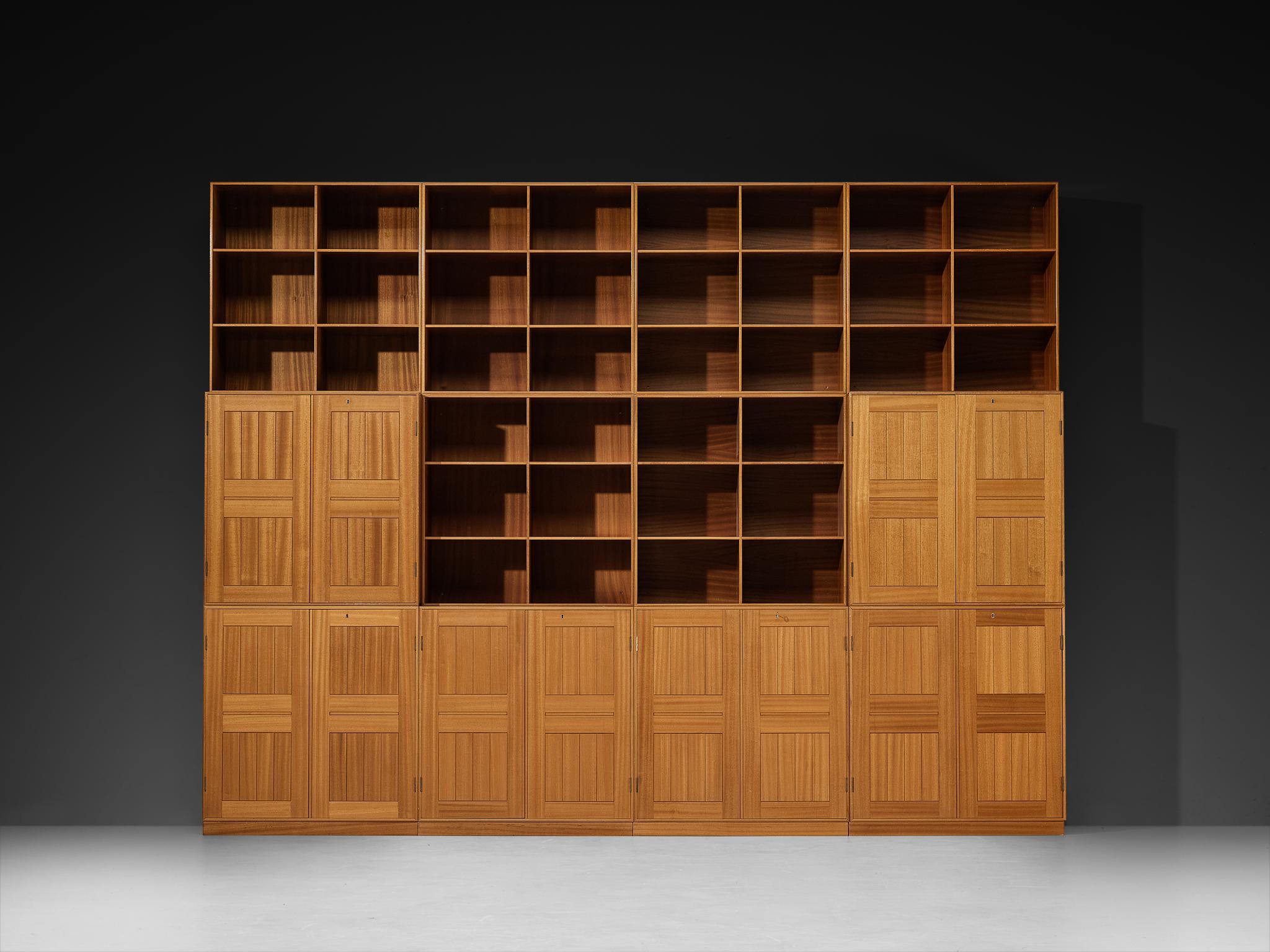 Mogens Koch für Rud Radmussen Modulares Bücherregal in Mahagoni (Dänisch) im Angebot