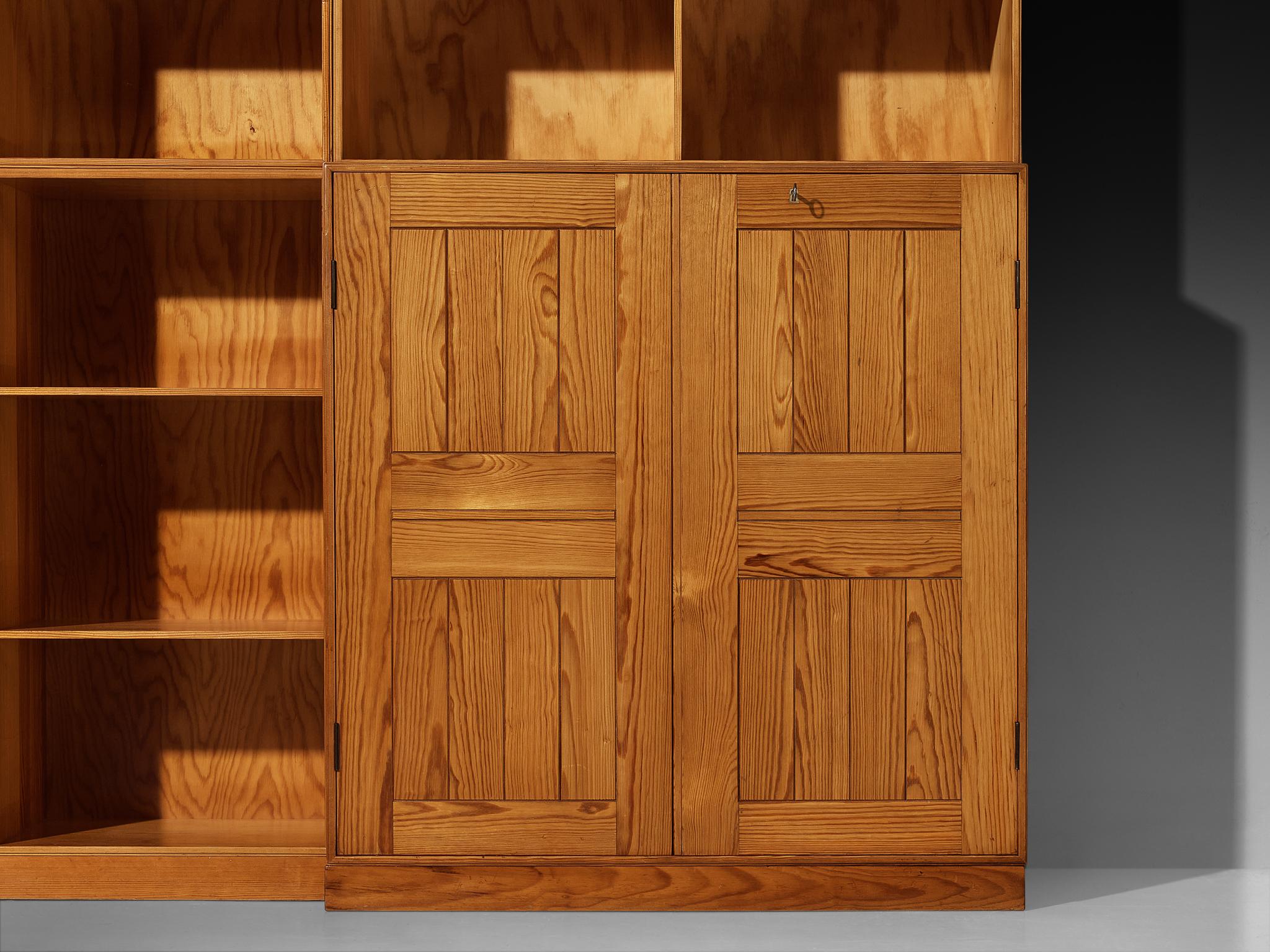 Art Déco Mogens Koch for Rud Radmussen Modular Bookcase in Pine in vendita