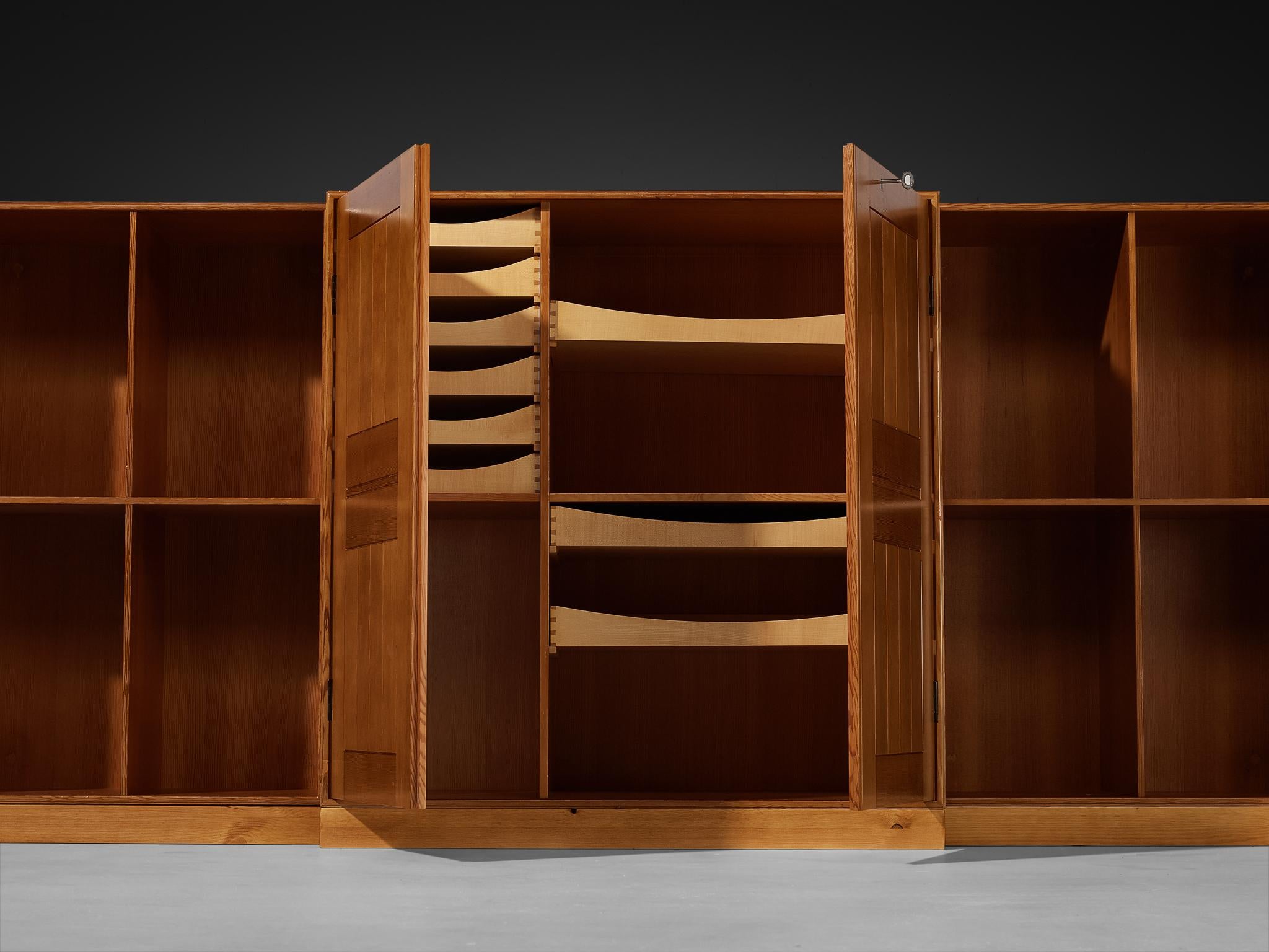 Mogens Koch para Rud Librería modular Radmussen de pino Pino en venta
